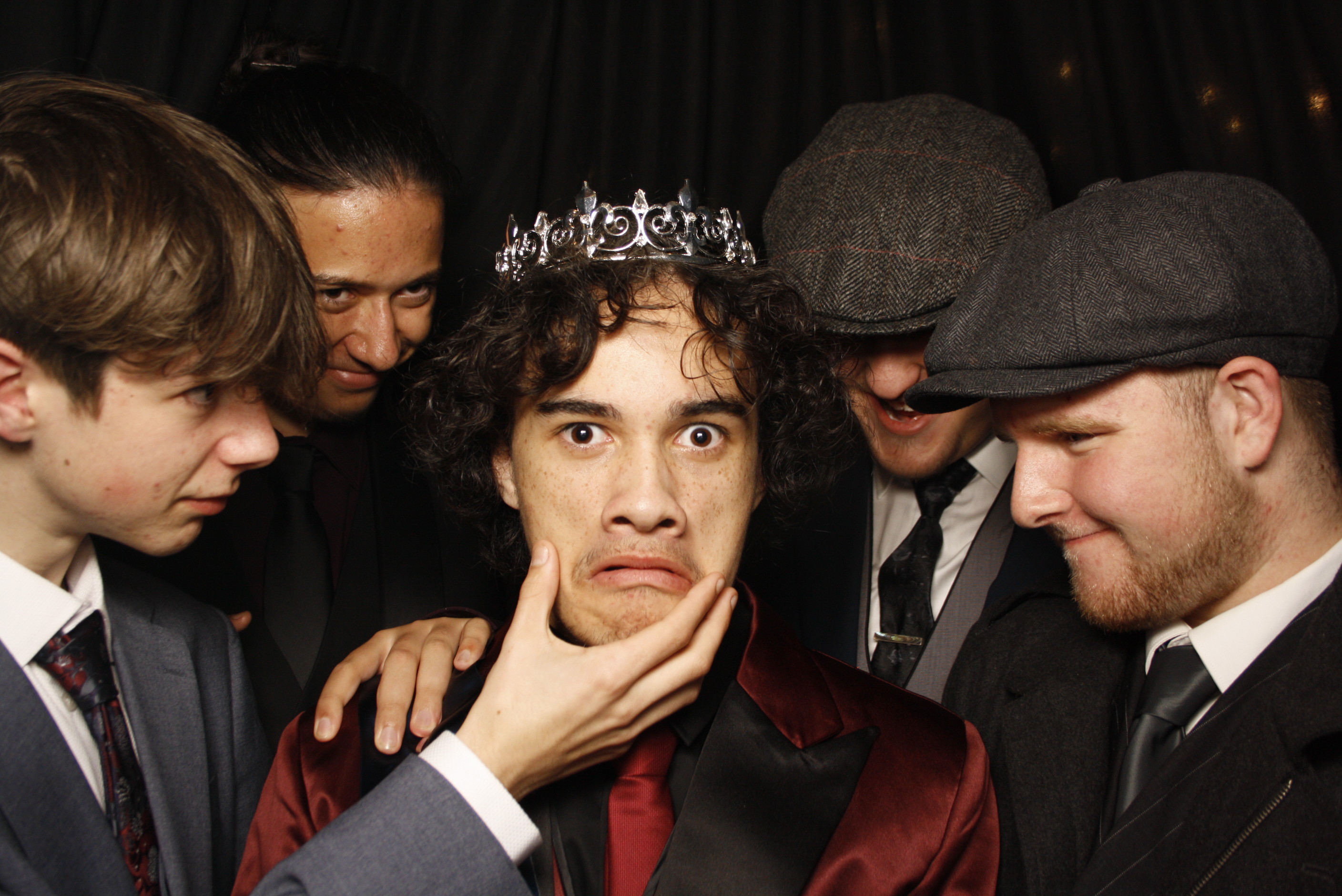 Kuranui College Ball | View more photos from the event at wgtngallery.classicphotobooths.co.nz/u/wgtncpbgallery/Kuranui-College-Ball