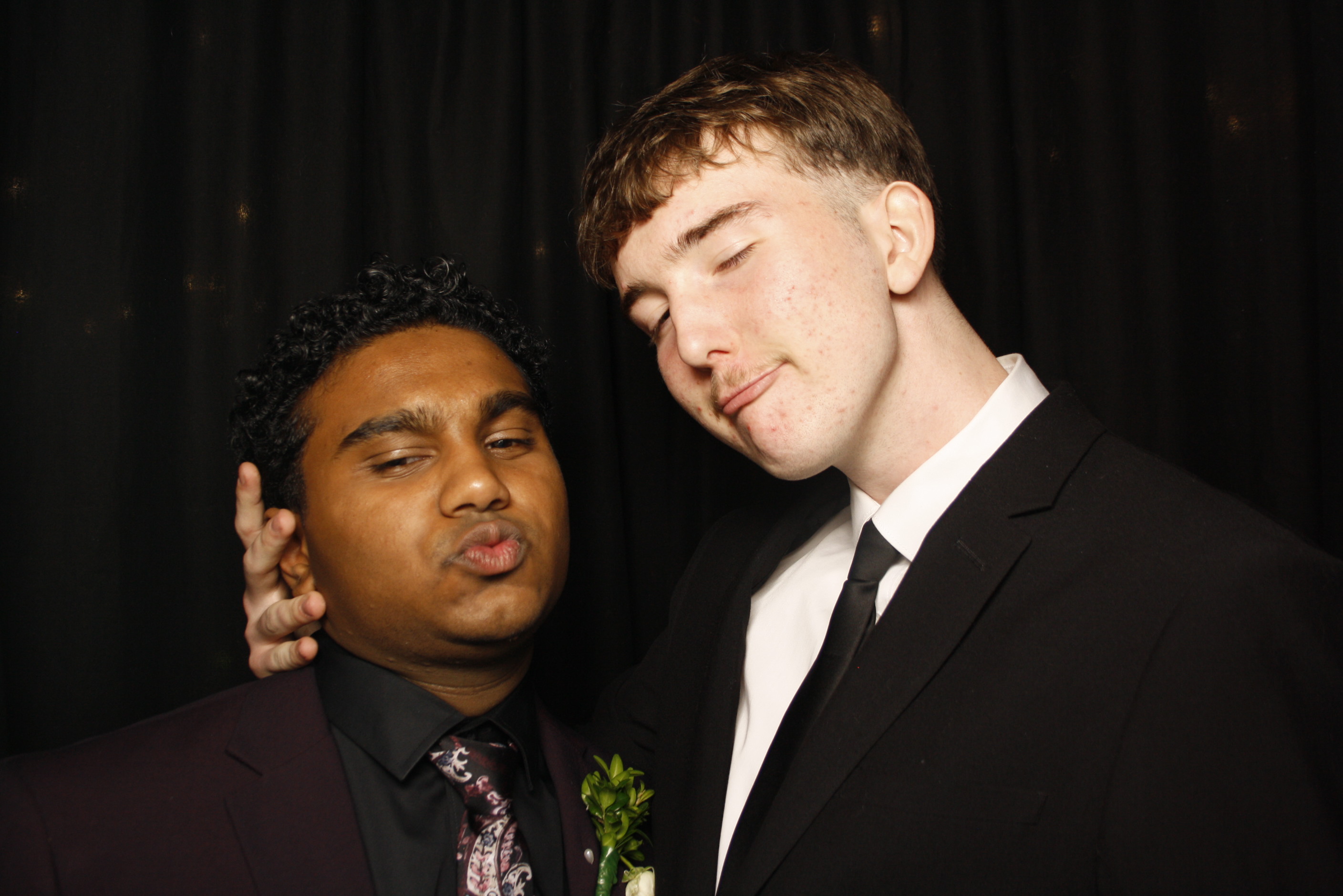 Kuranui College Ball | View more photos from the event at wgtngallery.classicphotobooths.co.nz/u/wgtncpbgallery/Kuranui-College-Ball