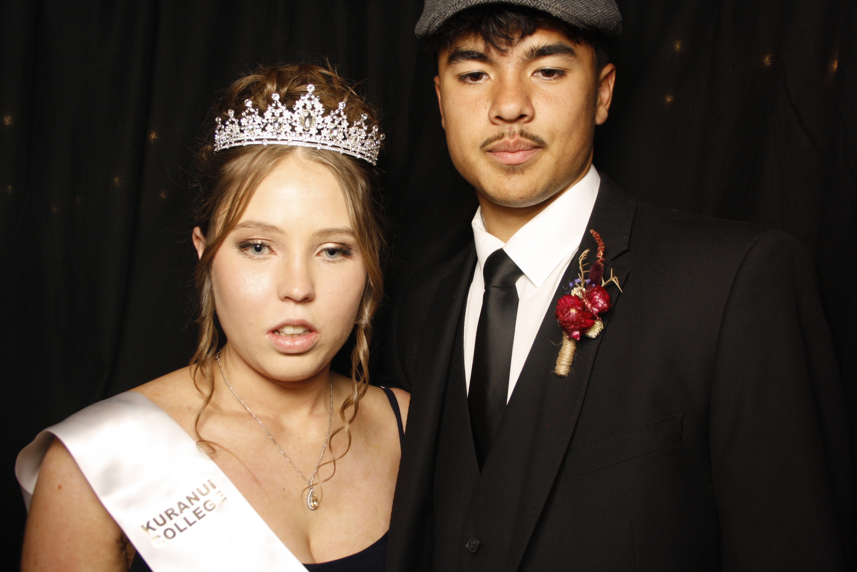 Kuranui College Ball | View more photos from the event at wgtngallery.classicphotobooths.co.nz/u/wgtncpbgallery/Kuranui-College-Ball