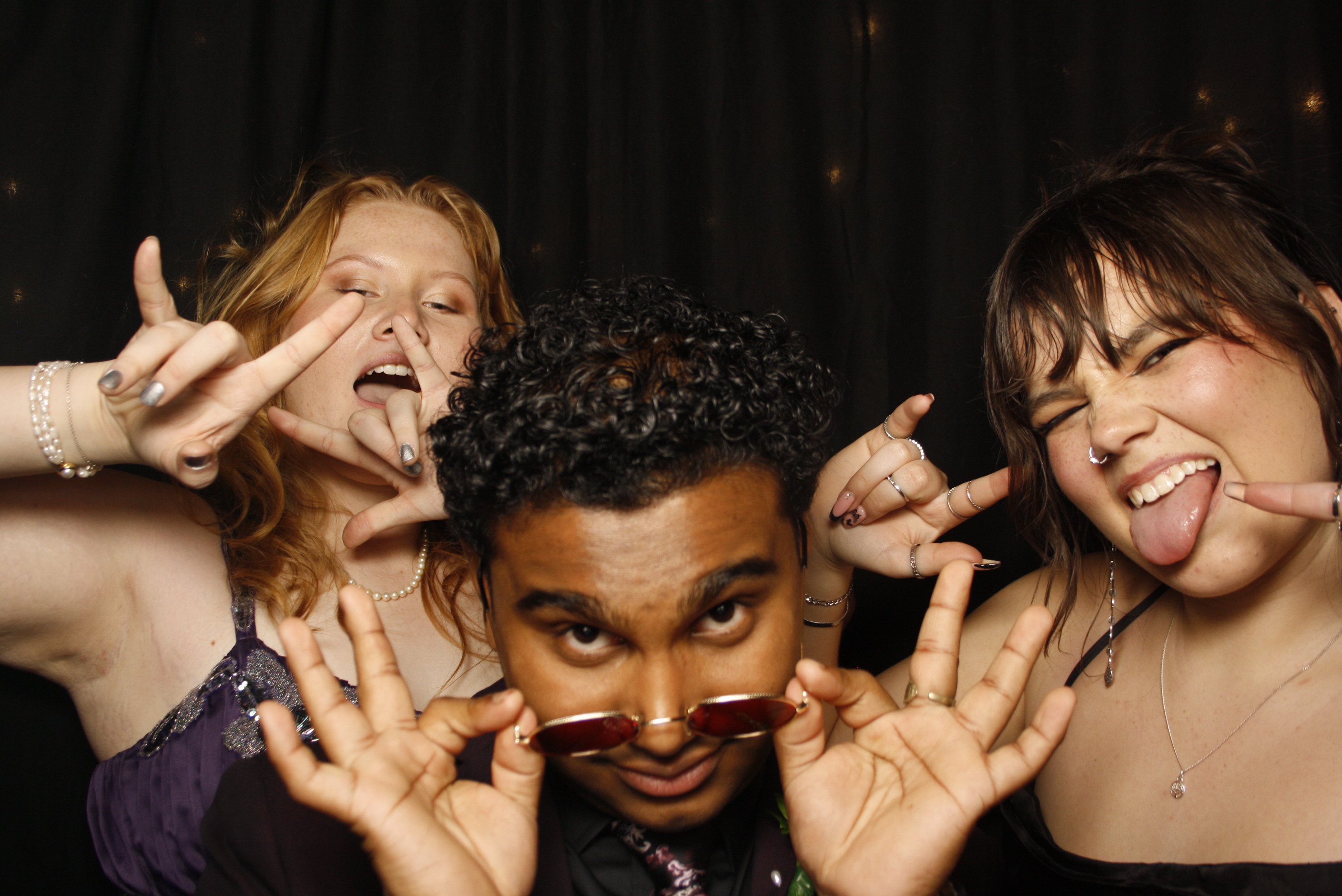 Kuranui College Ball | View more photos from the event at wgtngallery.classicphotobooths.co.nz/u/wgtncpbgallery/Kuranui-College-Ball