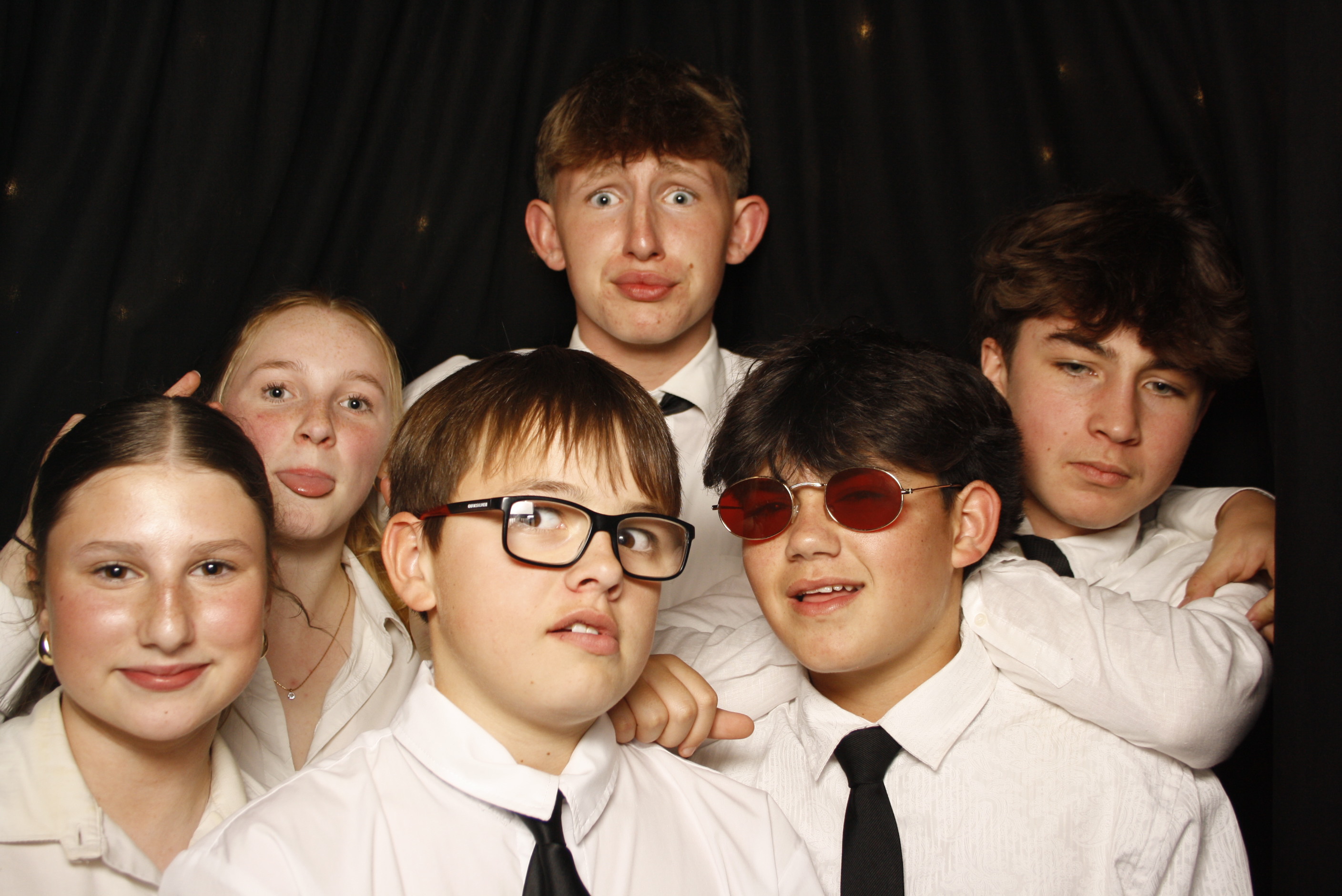 Kuranui College Ball | View more photos from the event at wgtngallery.classicphotobooths.co.nz/u/wgtncpbgallery/Kuranui-College-Ball