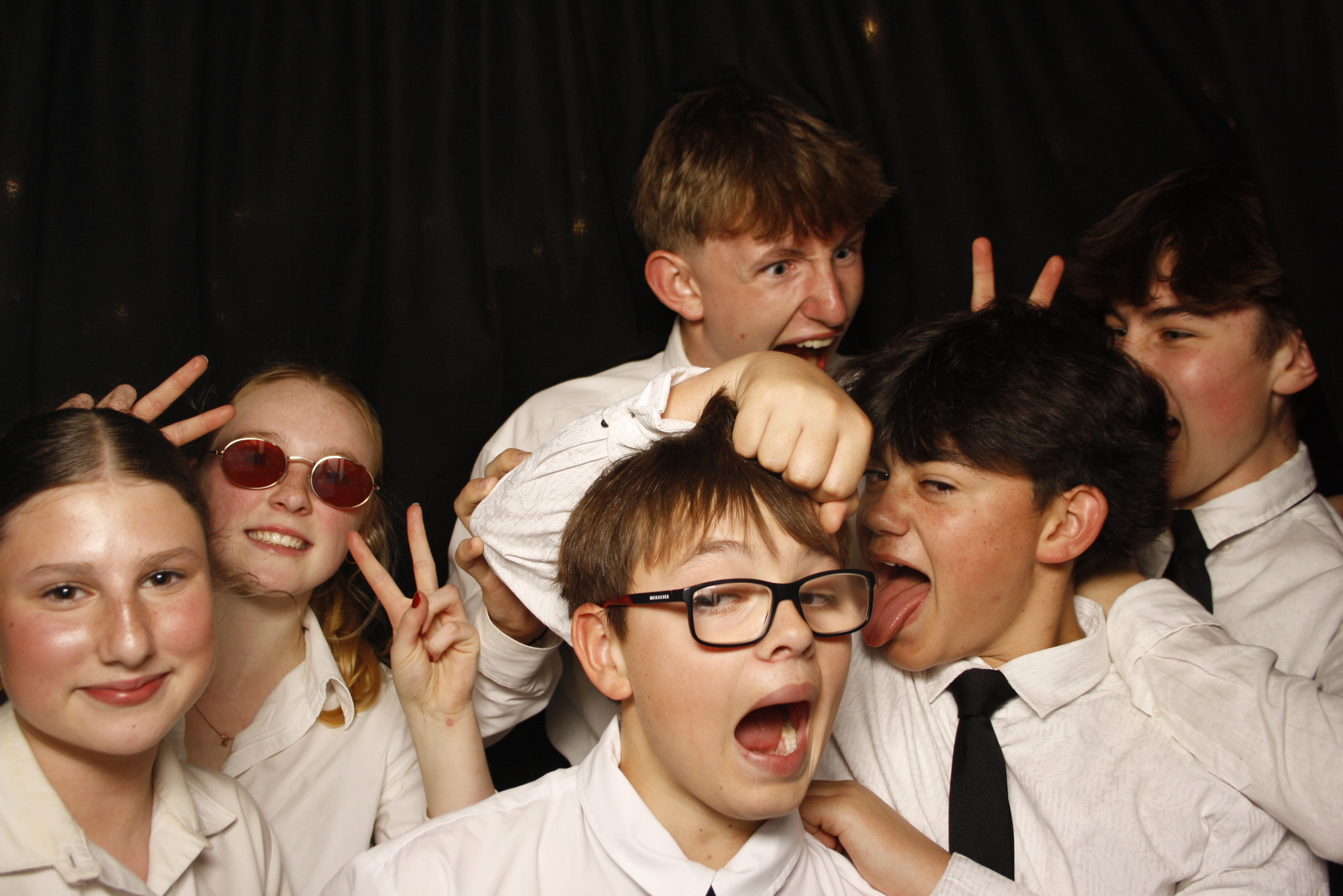 Kuranui College Ball | View more photos from the event at wgtngallery.classicphotobooths.co.nz/u/wgtncpbgallery/Kuranui-College-Ball