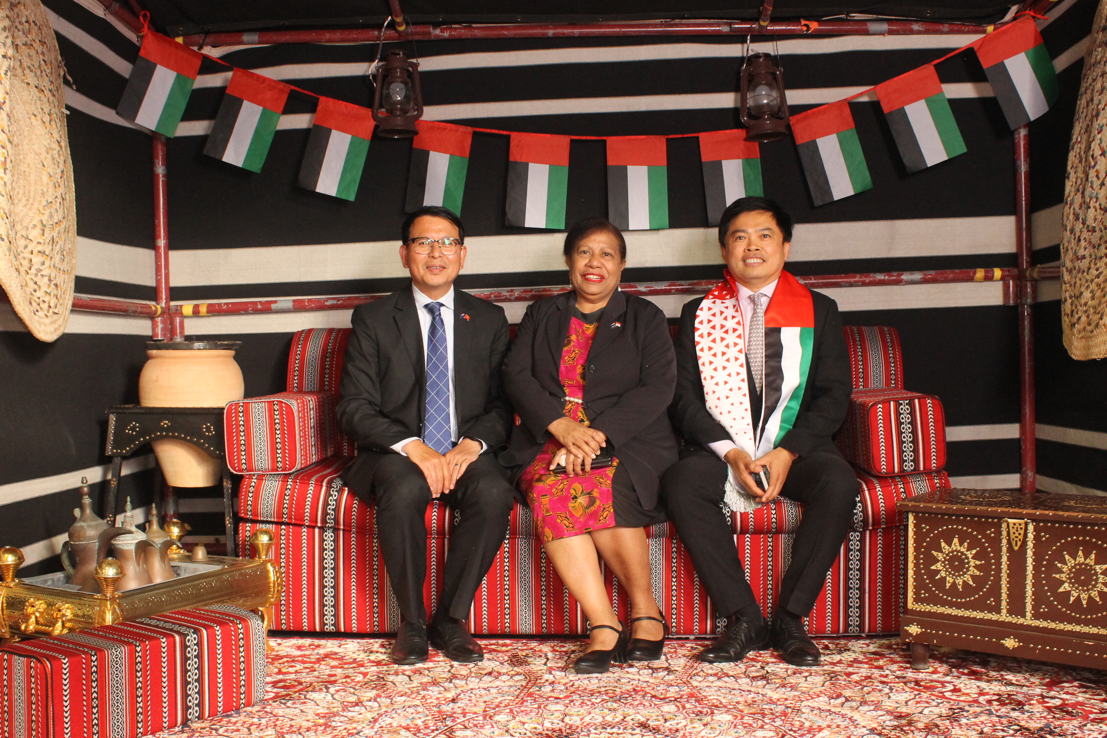 UAE National Day 53 - Wellington 2024 | View more photos from the event at wgtngallery.classicphotobooths.co.nz/u/wgtncpbgallery/UAE-National-Day-53-Wellington-2024