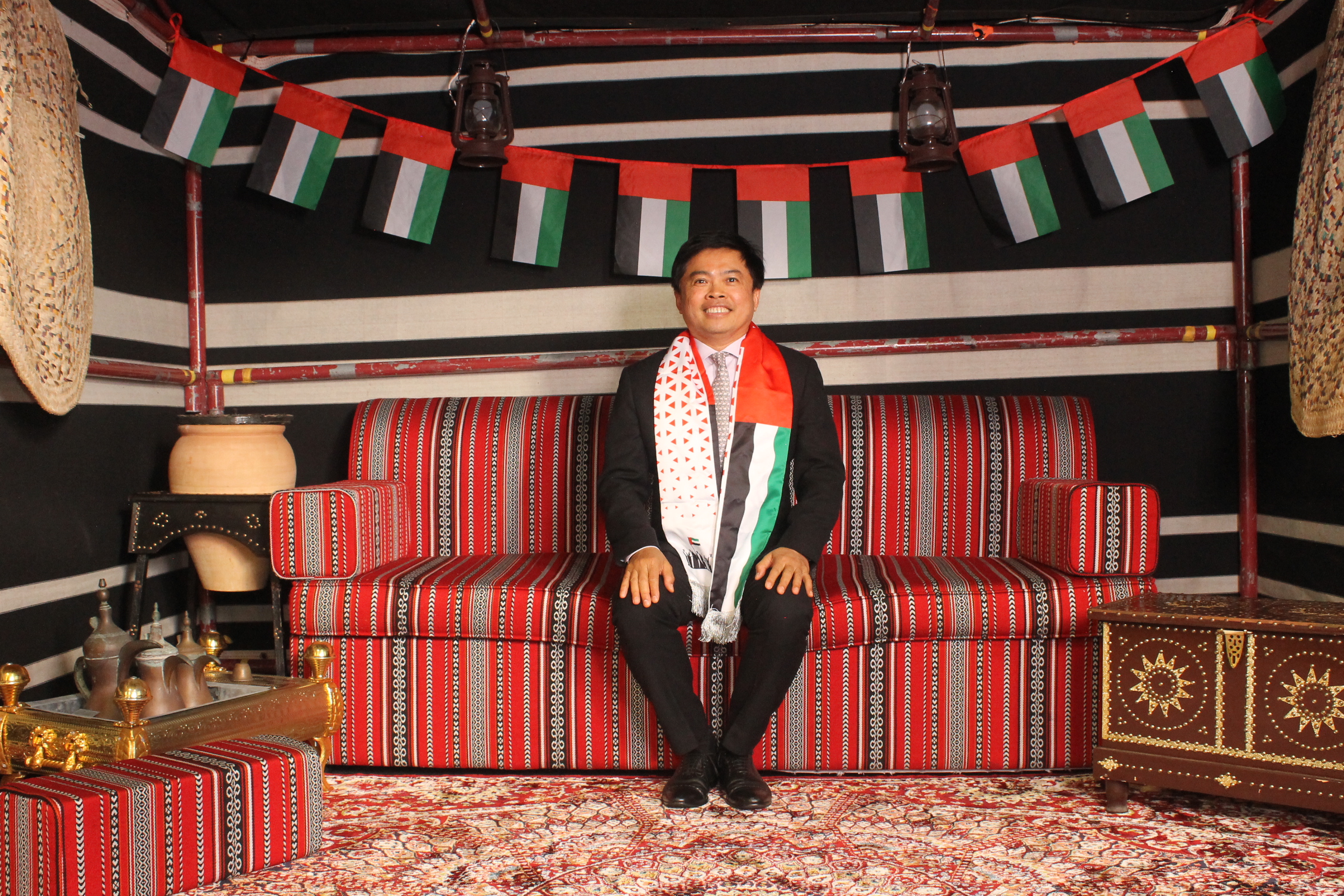 UAE National Day 53 - Wellington 2024 | View more photos from the event at wgtngallery.classicphotobooths.co.nz/u/wgtncpbgallery/UAE-National-Day-53-Wellington-2024