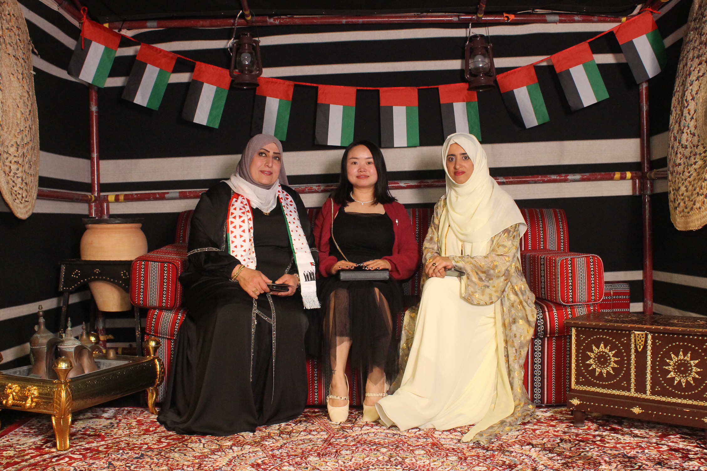 UAE National Day 53 - Wellington 2024 | View more photos from the event at wgtngallery.classicphotobooths.co.nz/u/wgtncpbgallery/UAE-National-Day-53-Wellington-2024