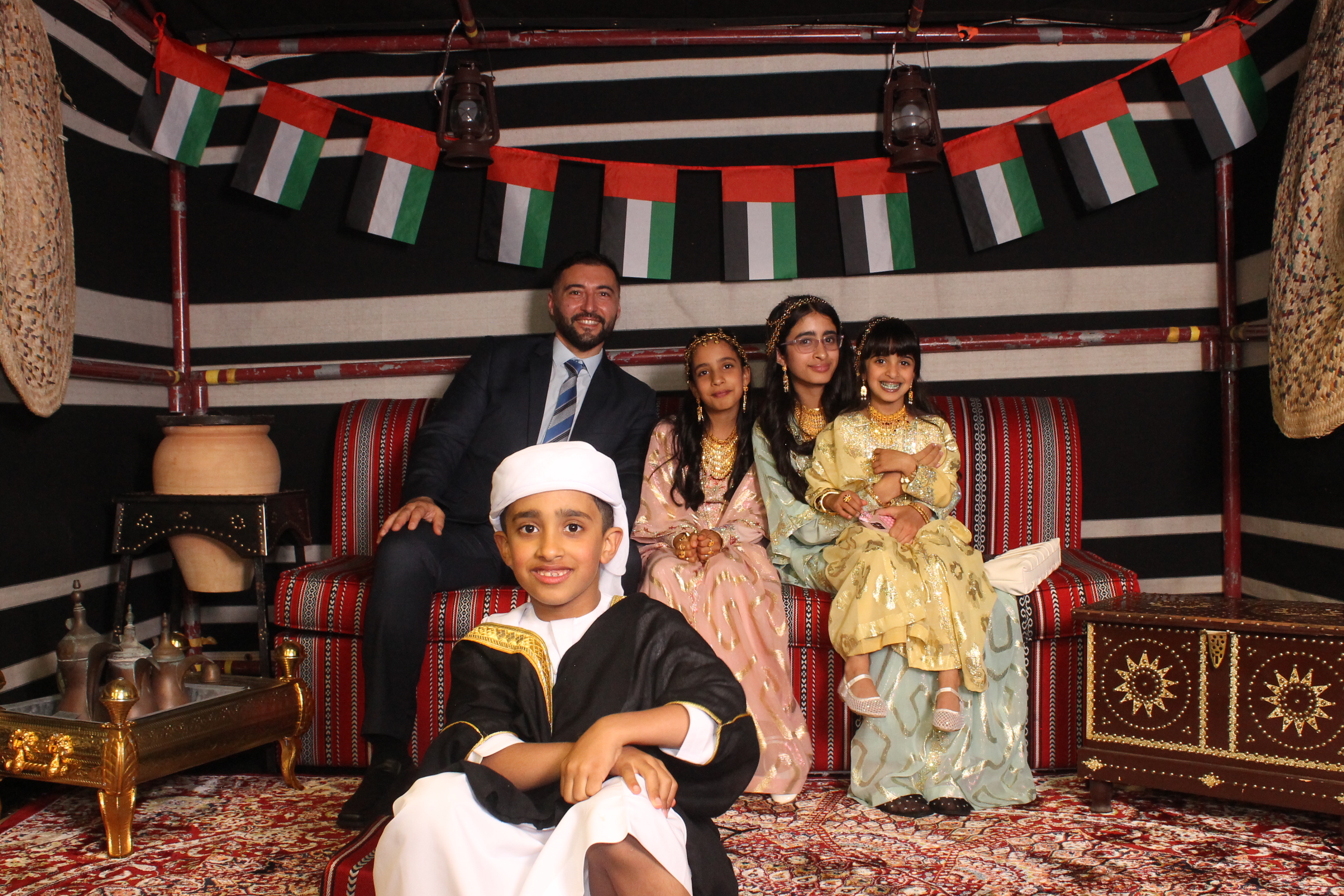 UAE National Day 53 - Wellington 2024 | View more photos from the event at wgtngallery.classicphotobooths.co.nz/u/wgtncpbgallery/UAE-National-Day-53-Wellington-2024