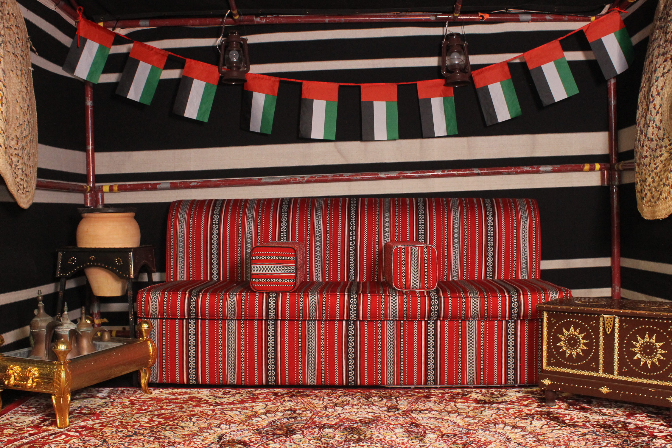 UAE National Day 53 - Wellington 2024 | View more photos from the event at wgtngallery.classicphotobooths.co.nz/u/wgtncpbgallery/UAE-National-Day-53-Wellington-2024