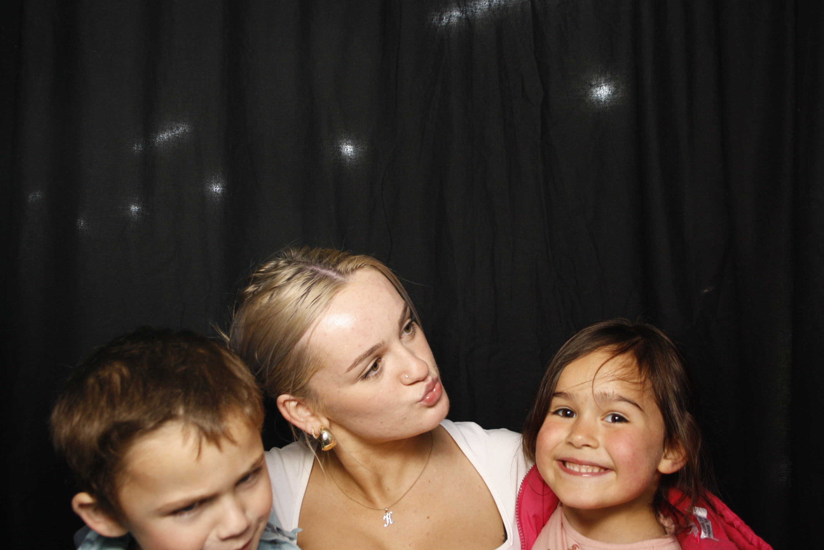 Whitecliffe Family Reunion | View more photos from the event at wgtngallery.classicphotobooths.co.nz/u/wgtncpbgallery/Whitecliffe-Family-Reunion