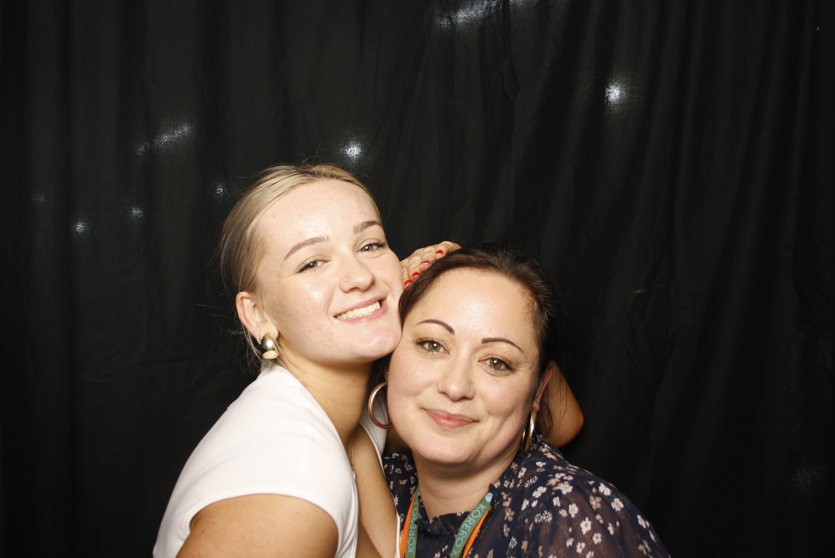 Whitecliffe Family Reunion | View more photos from the event at wgtngallery.classicphotobooths.co.nz/u/wgtncpbgallery/Whitecliffe-Family-Reunion