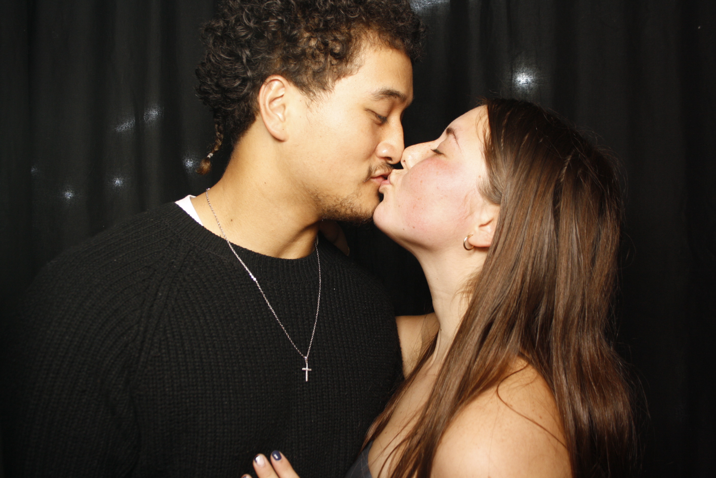 Whitecliffe Family Reunion | View more photos from the event at wgtngallery.classicphotobooths.co.nz/u/wgtncpbgallery/Whitecliffe-Family-Reunion