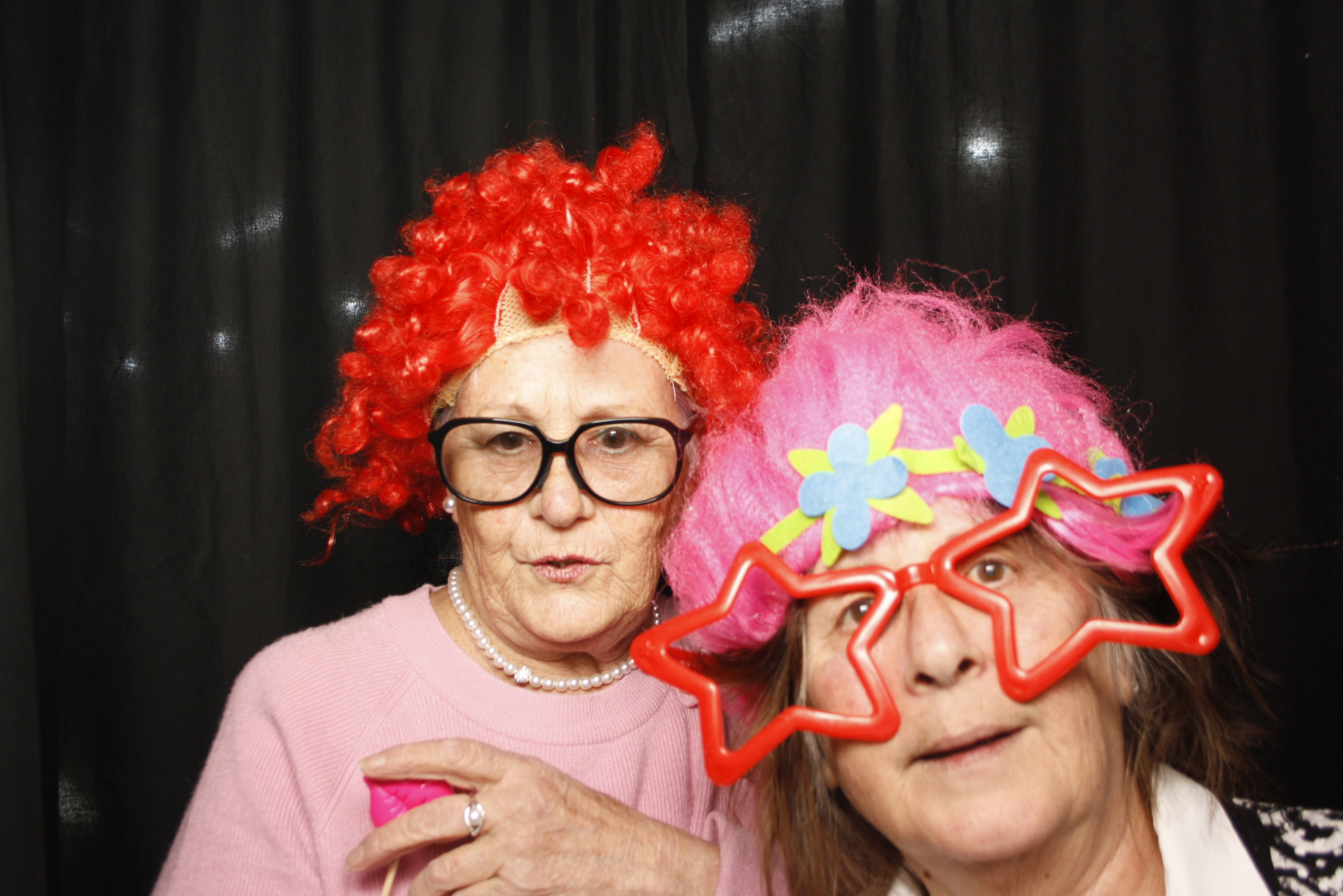 Whitecliffe Family Reunion | View more photos from the event at wgtngallery.classicphotobooths.co.nz/u/wgtncpbgallery/Whitecliffe-Family-Reunion