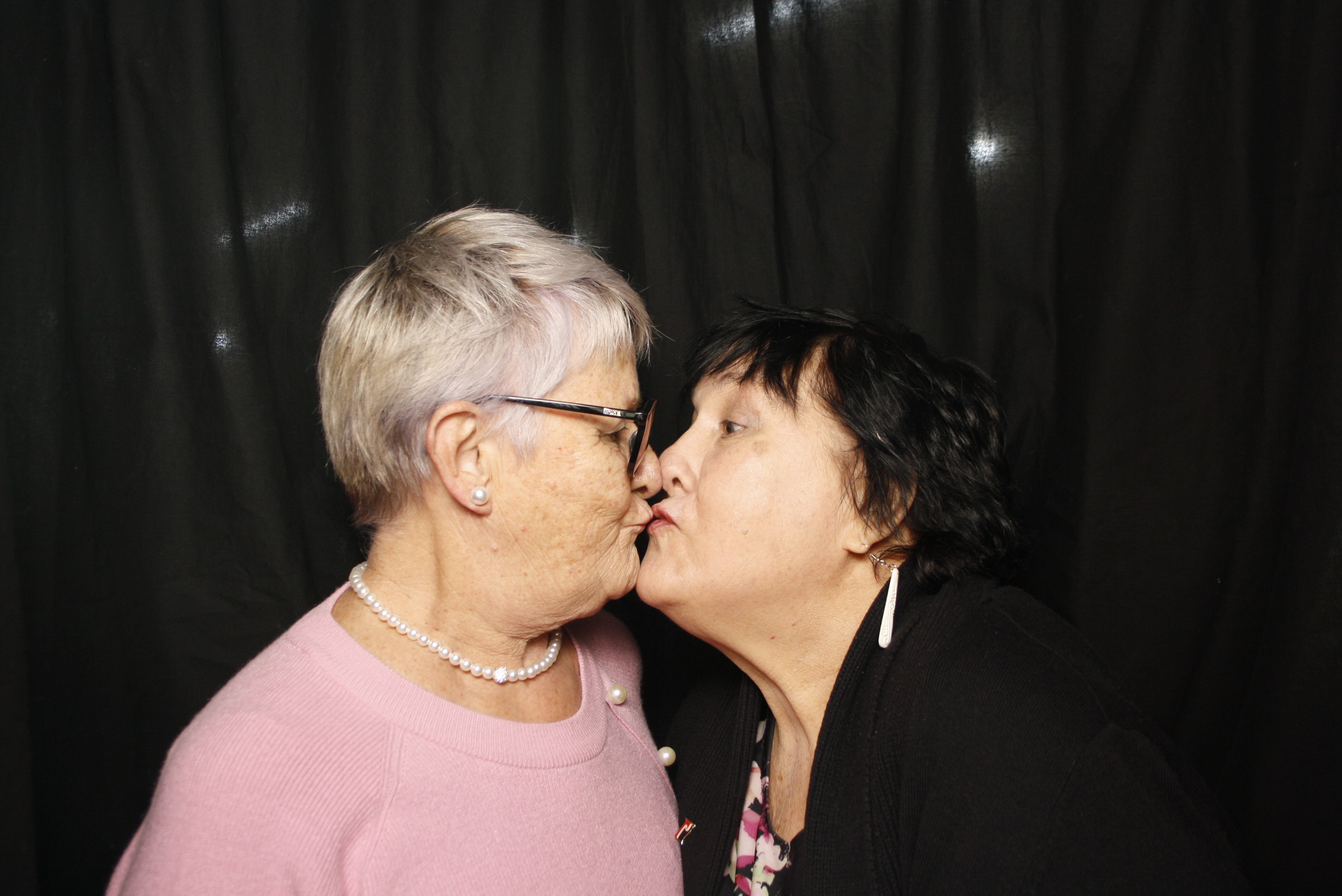 Whitecliffe Family Reunion | View more photos from the event at wgtngallery.classicphotobooths.co.nz/u/wgtncpbgallery/Whitecliffe-Family-Reunion