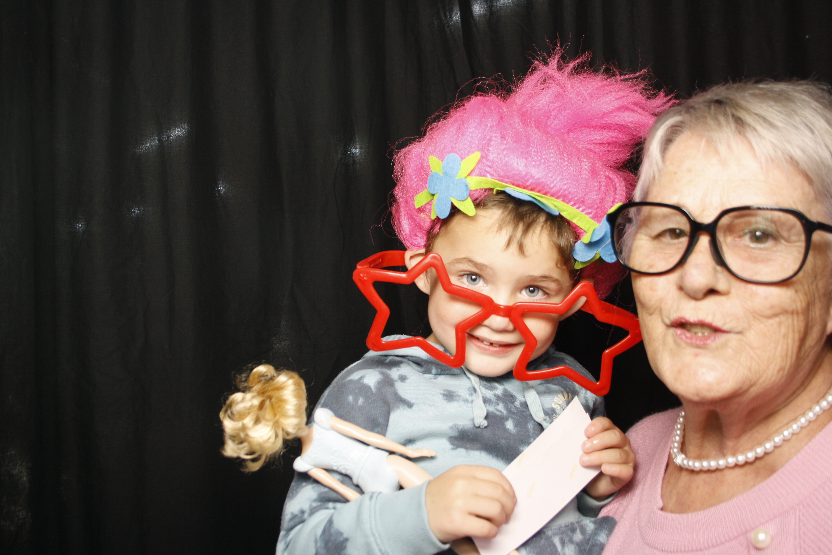 Whitecliffe Family Reunion | View more photos from the event at wgtngallery.classicphotobooths.co.nz/u/wgtncpbgallery/Whitecliffe-Family-Reunion