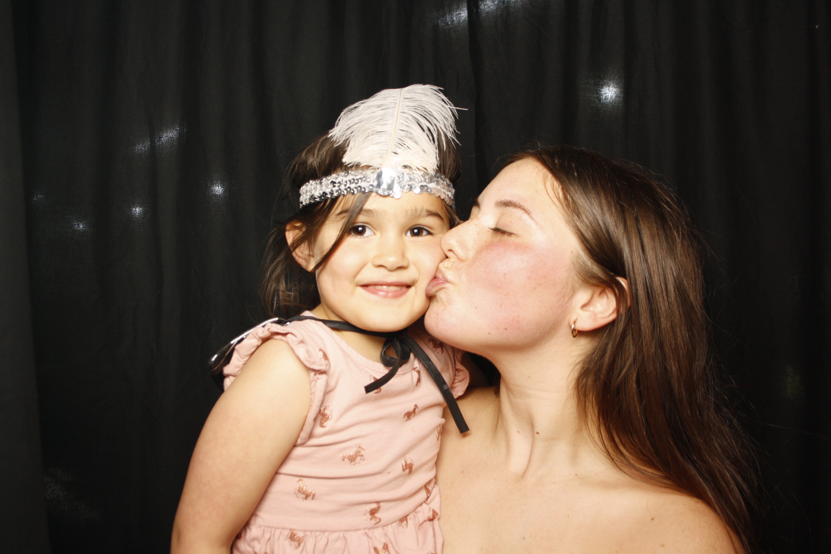 Whitecliffe Family Reunion | View more photos from the event at wgtngallery.classicphotobooths.co.nz/u/wgtncpbgallery/Whitecliffe-Family-Reunion