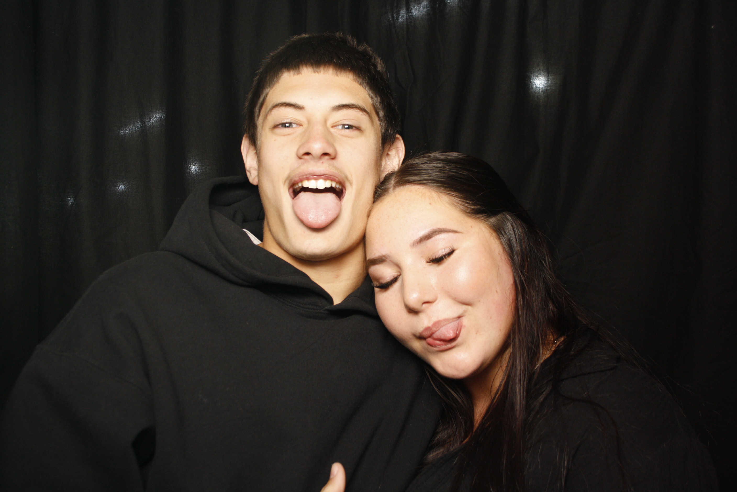 Whitecliffe Family Reunion | View more photos from the event at wgtngallery.classicphotobooths.co.nz/u/wgtncpbgallery/Whitecliffe-Family-Reunion