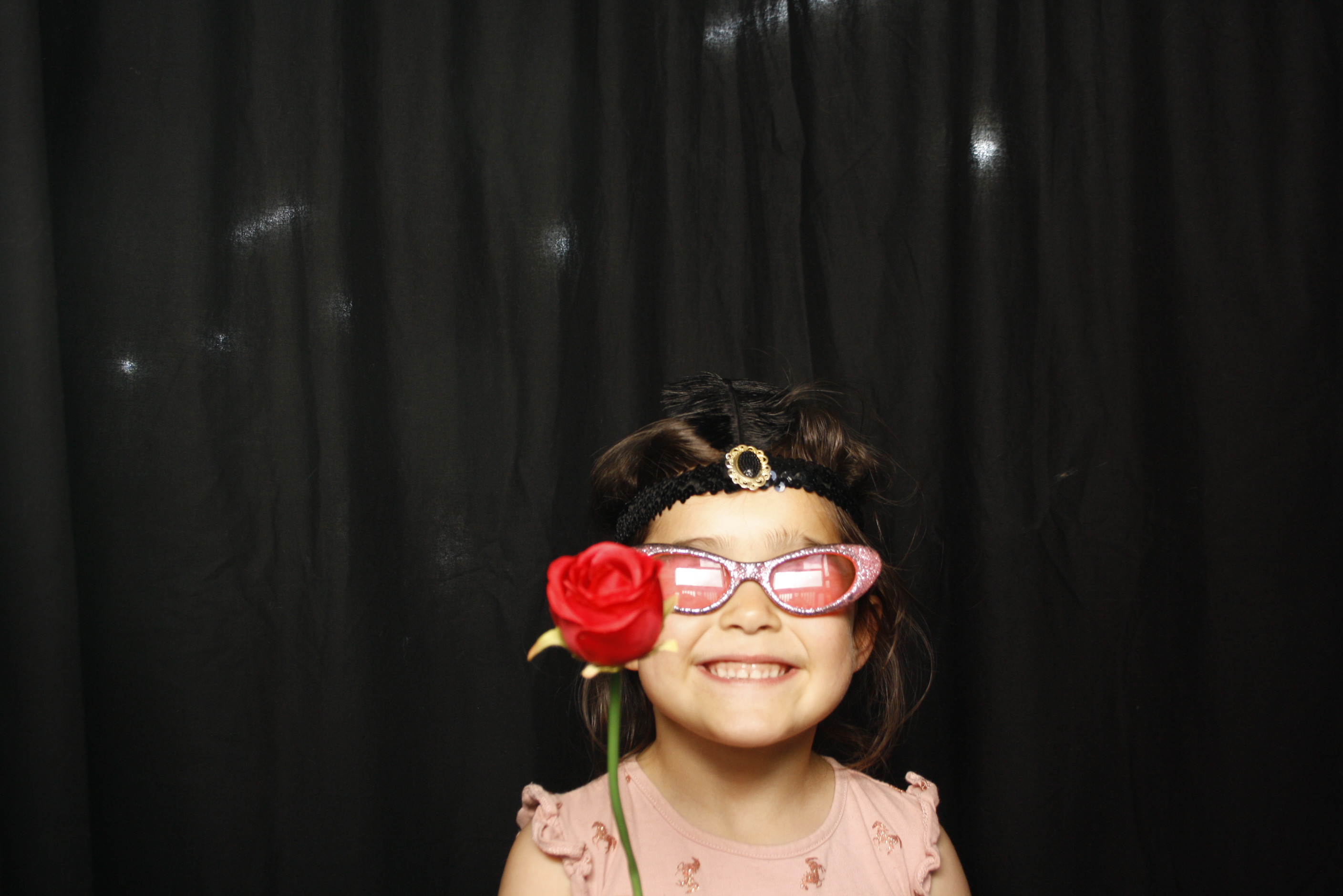 Whitecliffe Family Reunion | View more photos from the event at wgtngallery.classicphotobooths.co.nz/u/wgtncpbgallery/Whitecliffe-Family-Reunion