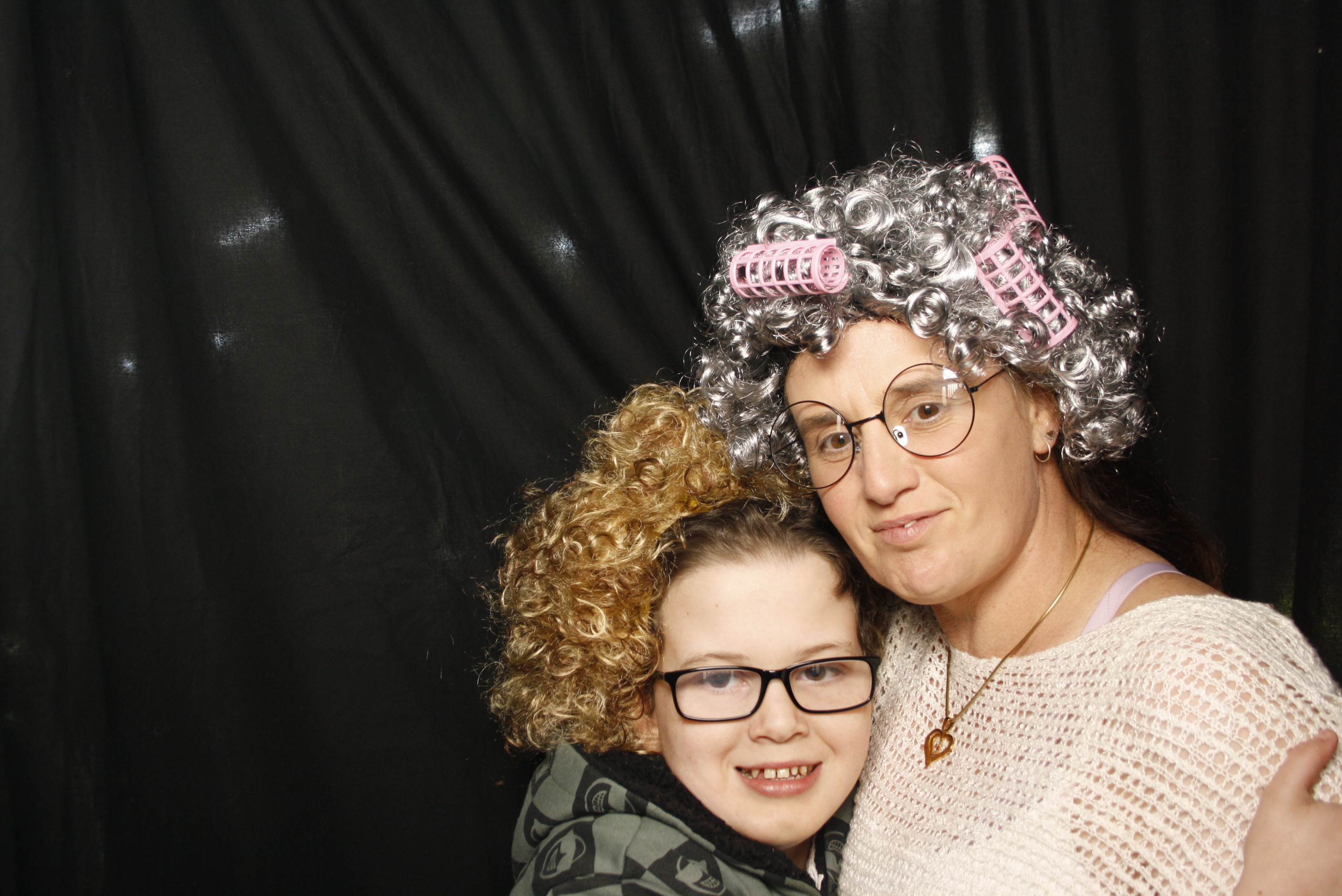 Whitecliffe Family Reunion | View more photos from the event at wgtngallery.classicphotobooths.co.nz/u/wgtncpbgallery/Whitecliffe-Family-Reunion