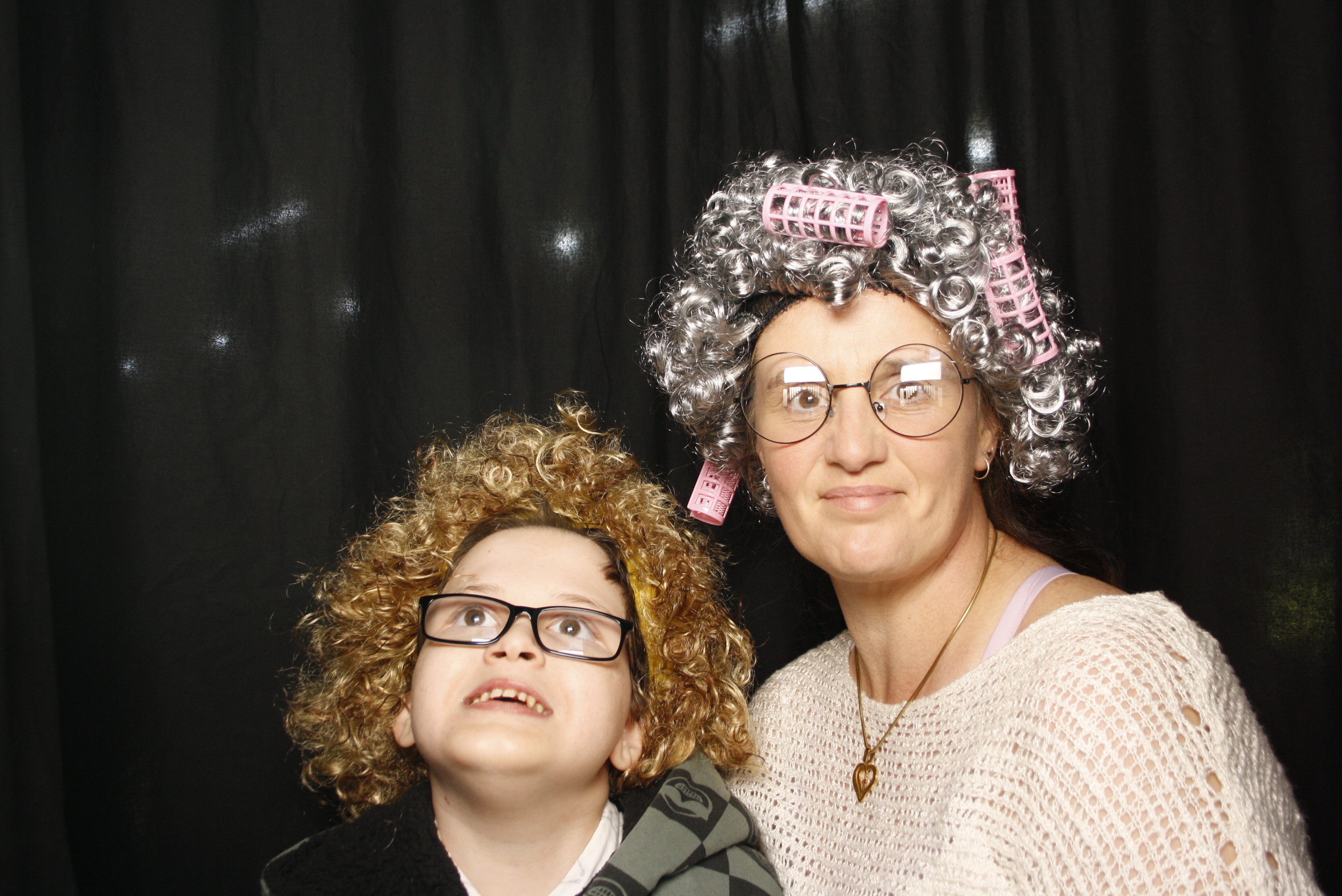 Whitecliffe Family Reunion | View more photos from the event at wgtngallery.classicphotobooths.co.nz/u/wgtncpbgallery/Whitecliffe-Family-Reunion