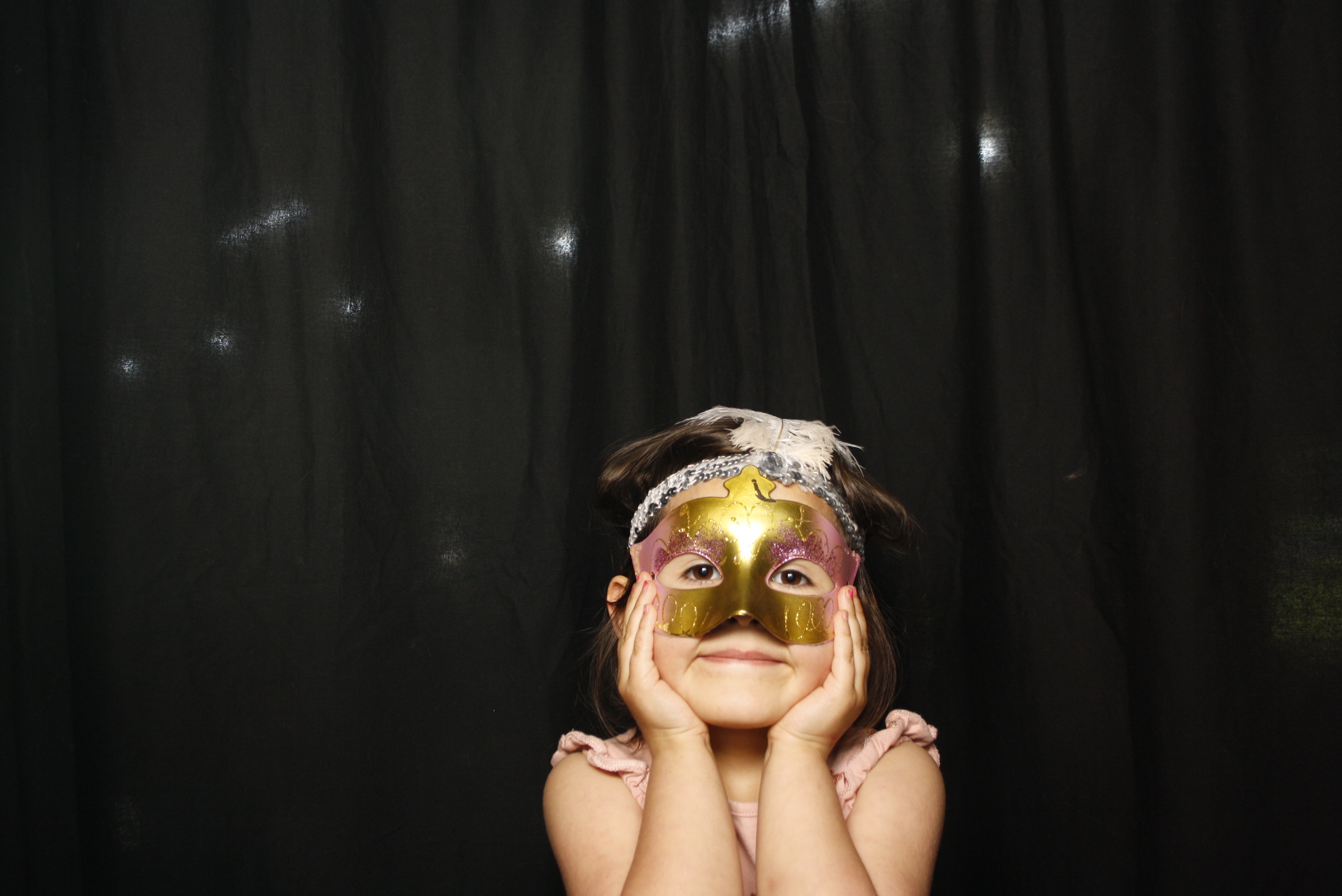 Whitecliffe Family Reunion | View more photos from the event at wgtngallery.classicphotobooths.co.nz/u/wgtncpbgallery/Whitecliffe-Family-Reunion