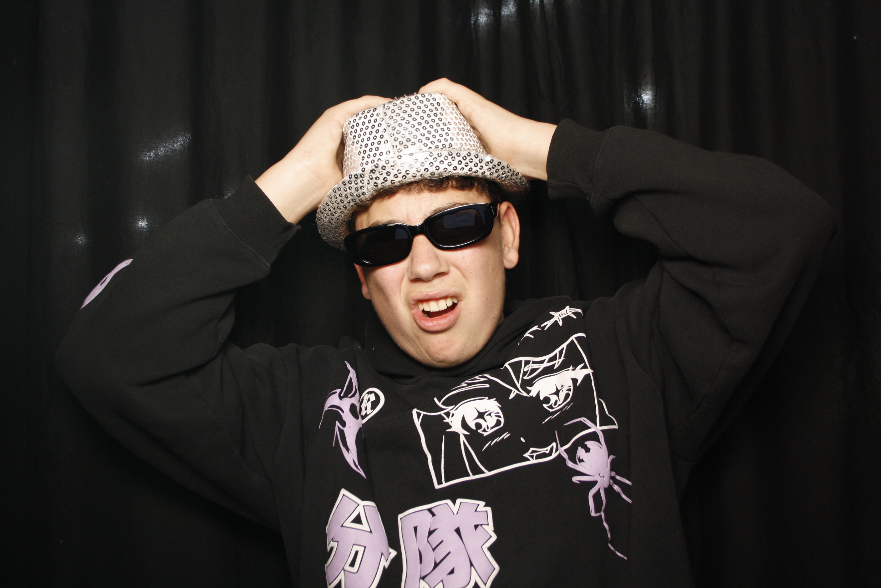 Whitecliffe Family Reunion | View more photos from the event at wgtngallery.classicphotobooths.co.nz/u/wgtncpbgallery/Whitecliffe-Family-Reunion