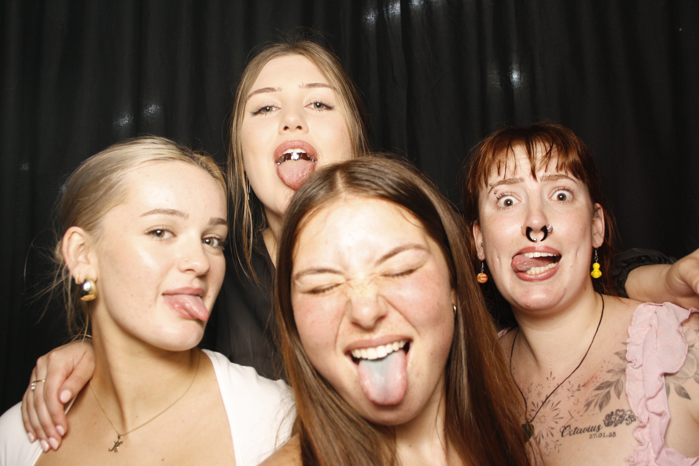 Whitecliffe Family Reunion | View more photos from the event at wgtngallery.classicphotobooths.co.nz/u/wgtncpbgallery/Whitecliffe-Family-Reunion