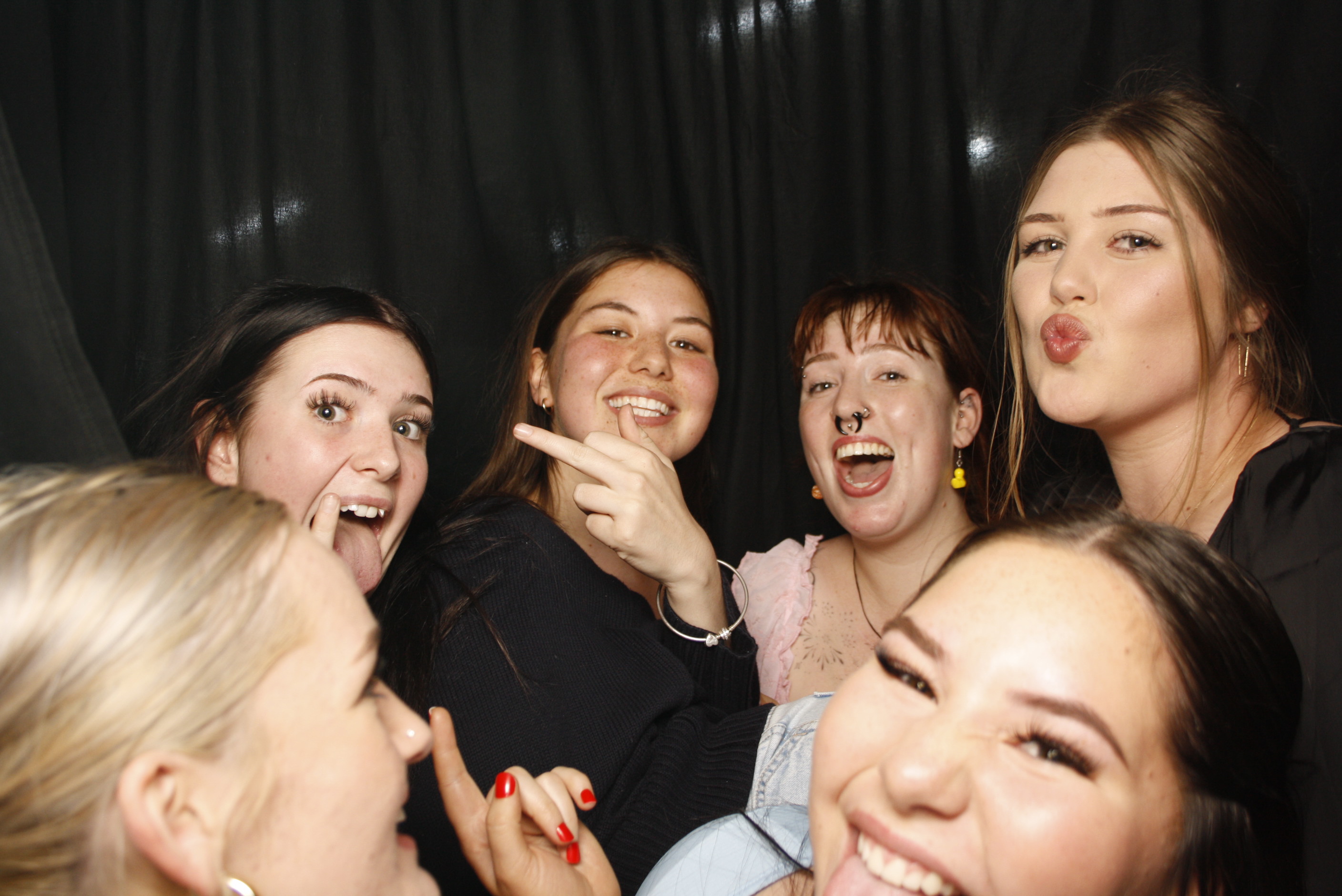 Whitecliffe Family Reunion | View more photos from the event at wgtngallery.classicphotobooths.co.nz/u/wgtncpbgallery/Whitecliffe-Family-Reunion