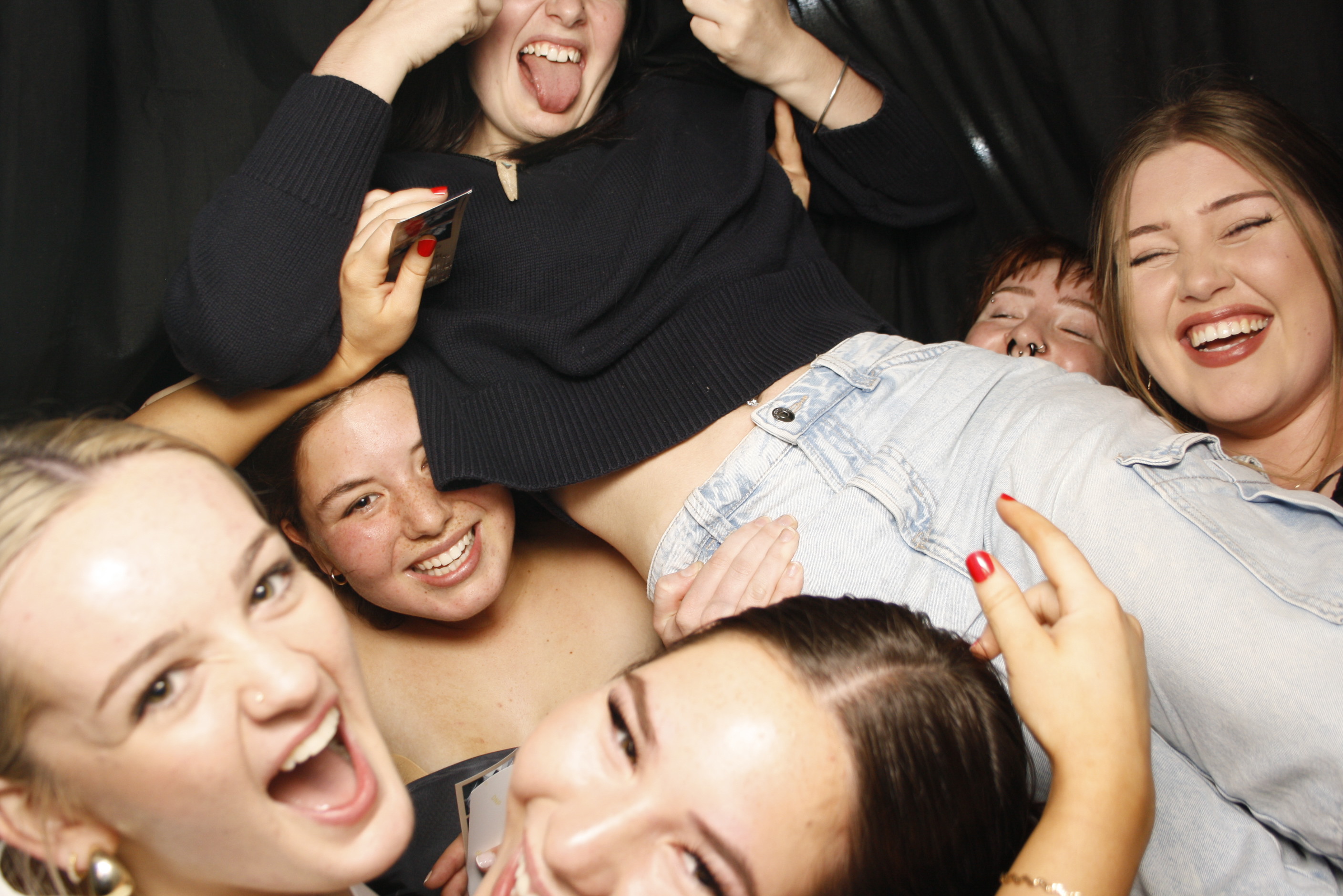 Whitecliffe Family Reunion | View more photos from the event at wgtngallery.classicphotobooths.co.nz/u/wgtncpbgallery/Whitecliffe-Family-Reunion