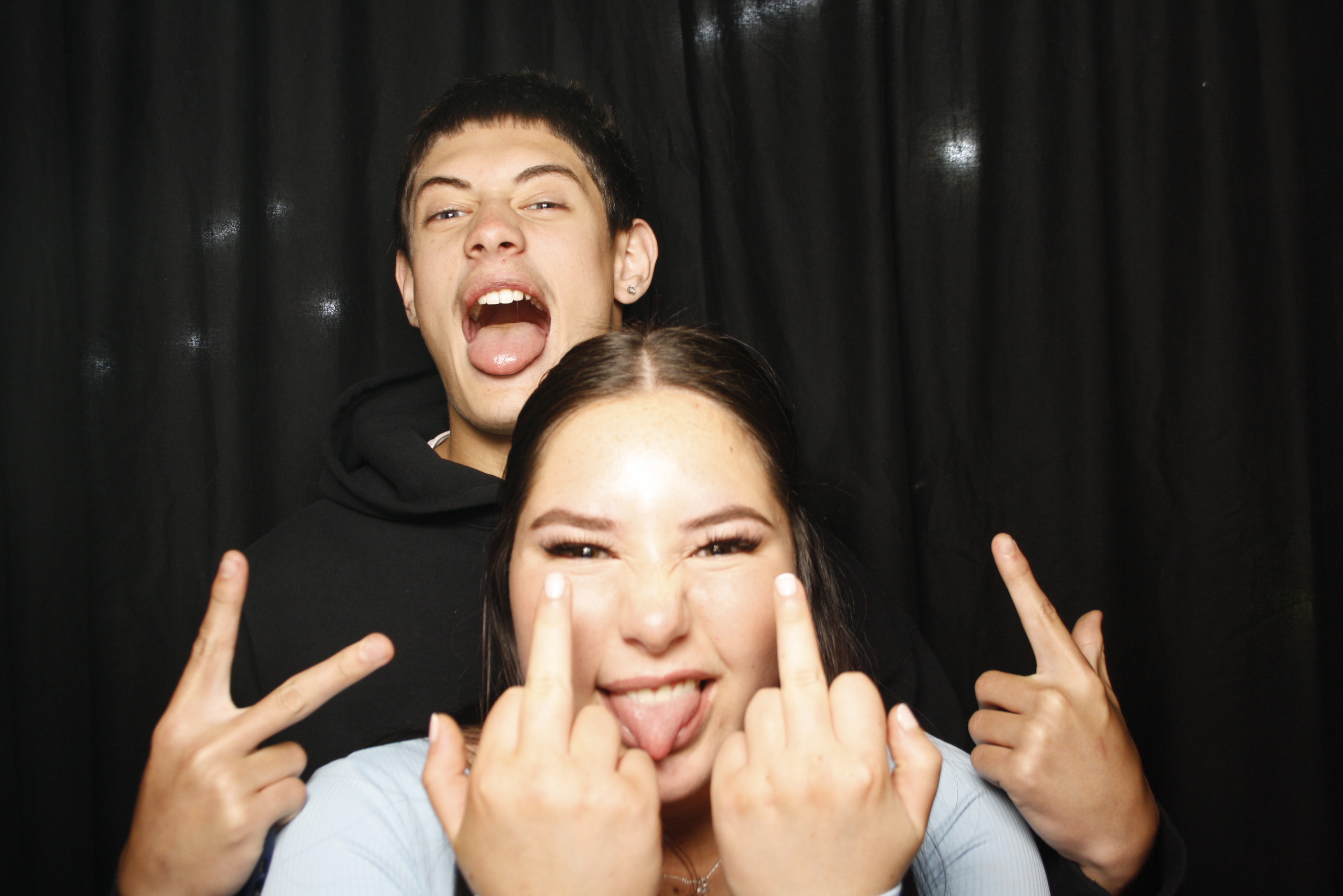 Whitecliffe Family Reunion | View more photos from the event at wgtngallery.classicphotobooths.co.nz/u/wgtncpbgallery/Whitecliffe-Family-Reunion