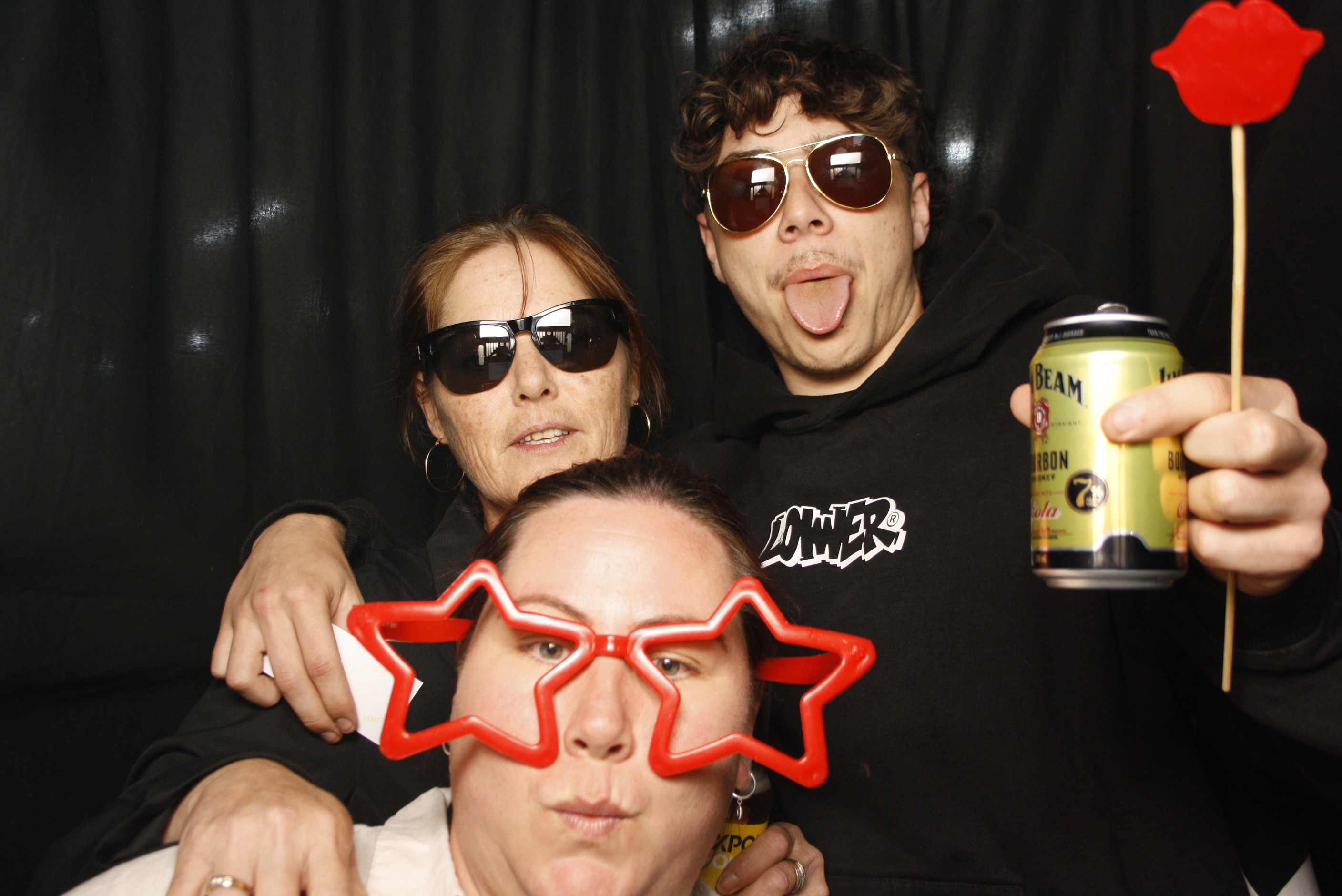 Whitecliffe Family Reunion | View more photos from the event at wgtngallery.classicphotobooths.co.nz/u/wgtncpbgallery/Whitecliffe-Family-Reunion