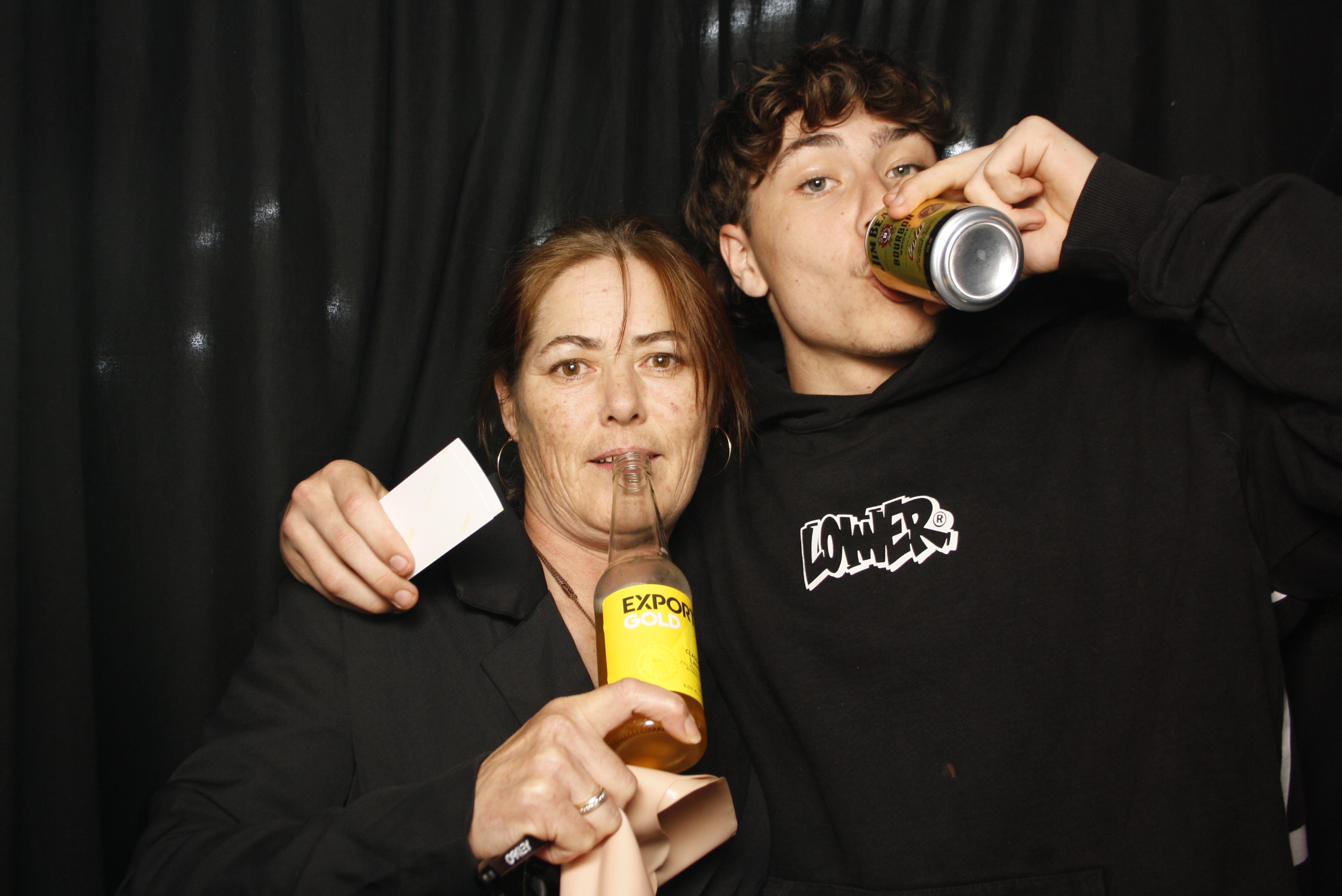 Whitecliffe Family Reunion | View more photos from the event at wgtngallery.classicphotobooths.co.nz/u/wgtncpbgallery/Whitecliffe-Family-Reunion