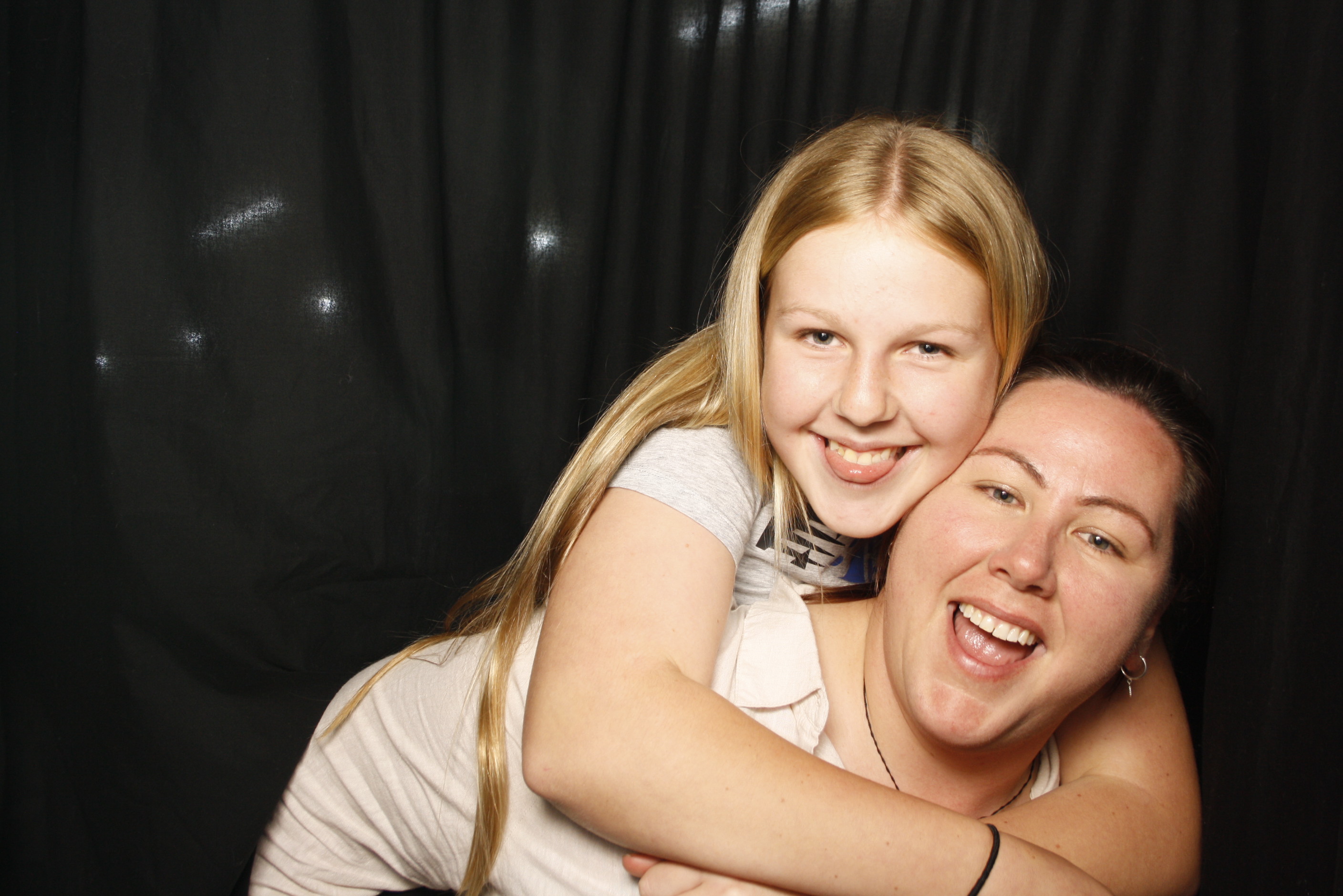 Whitecliffe Family Reunion | View more photos from the event at wgtngallery.classicphotobooths.co.nz/u/wgtncpbgallery/Whitecliffe-Family-Reunion