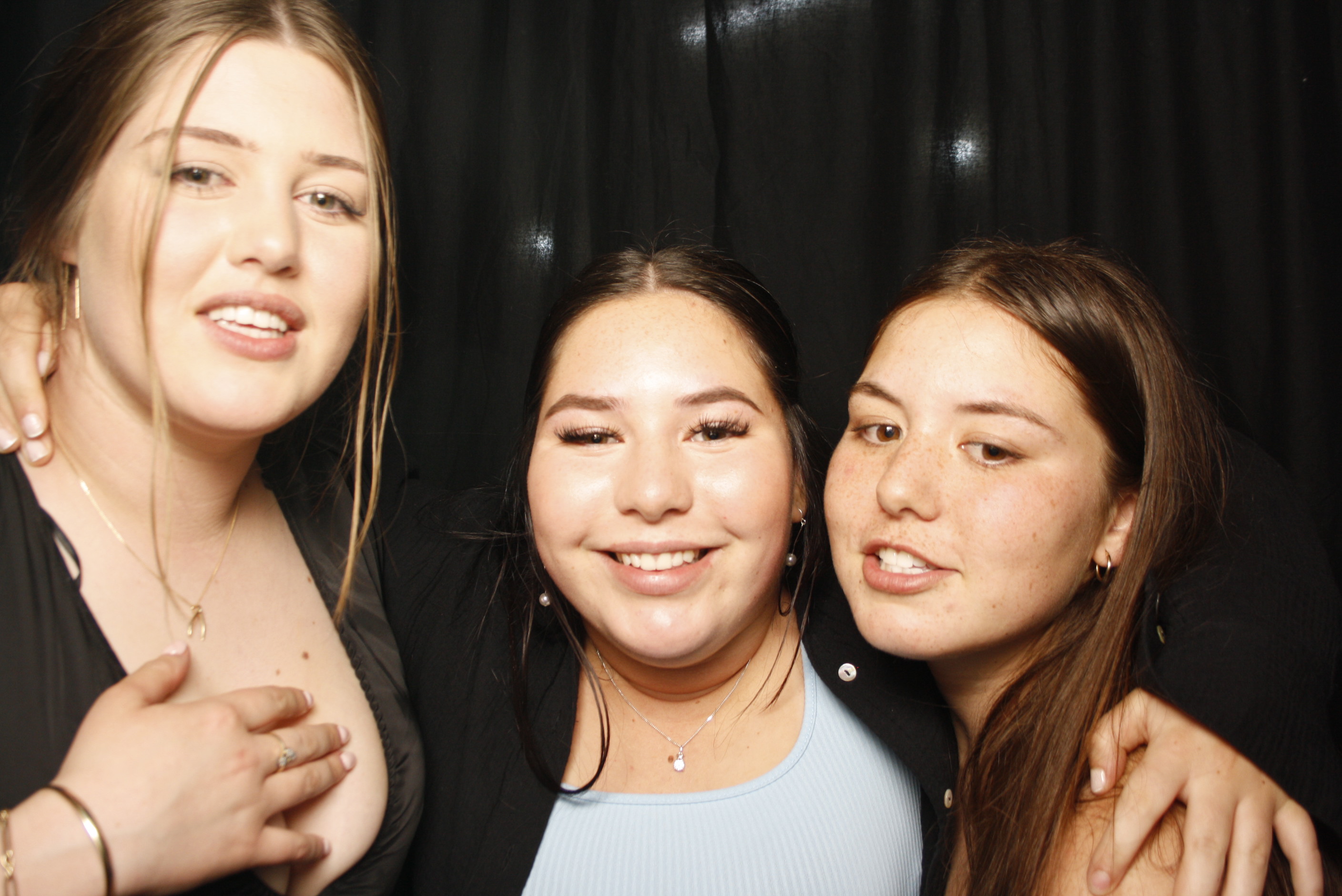 Whitecliffe Family Reunion | View more photos from the event at wgtngallery.classicphotobooths.co.nz/u/wgtncpbgallery/Whitecliffe-Family-Reunion