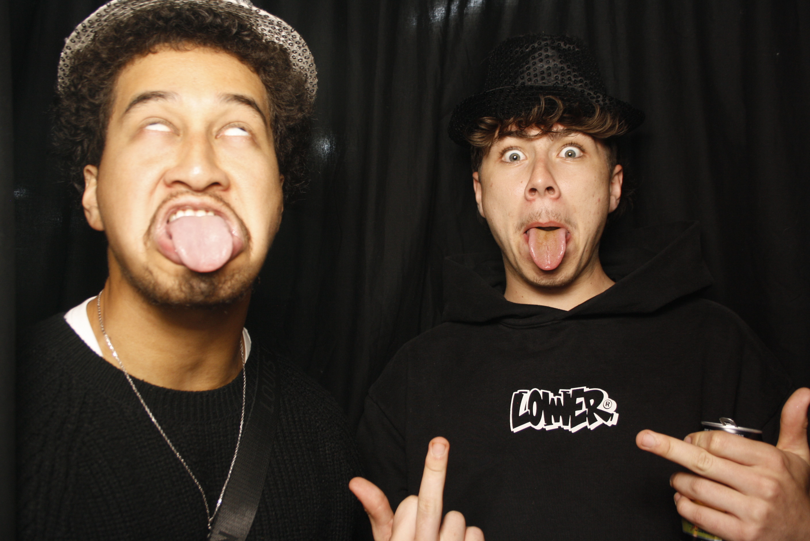 Whitecliffe Family Reunion | View more photos from the event at wgtngallery.classicphotobooths.co.nz/u/wgtncpbgallery/Whitecliffe-Family-Reunion