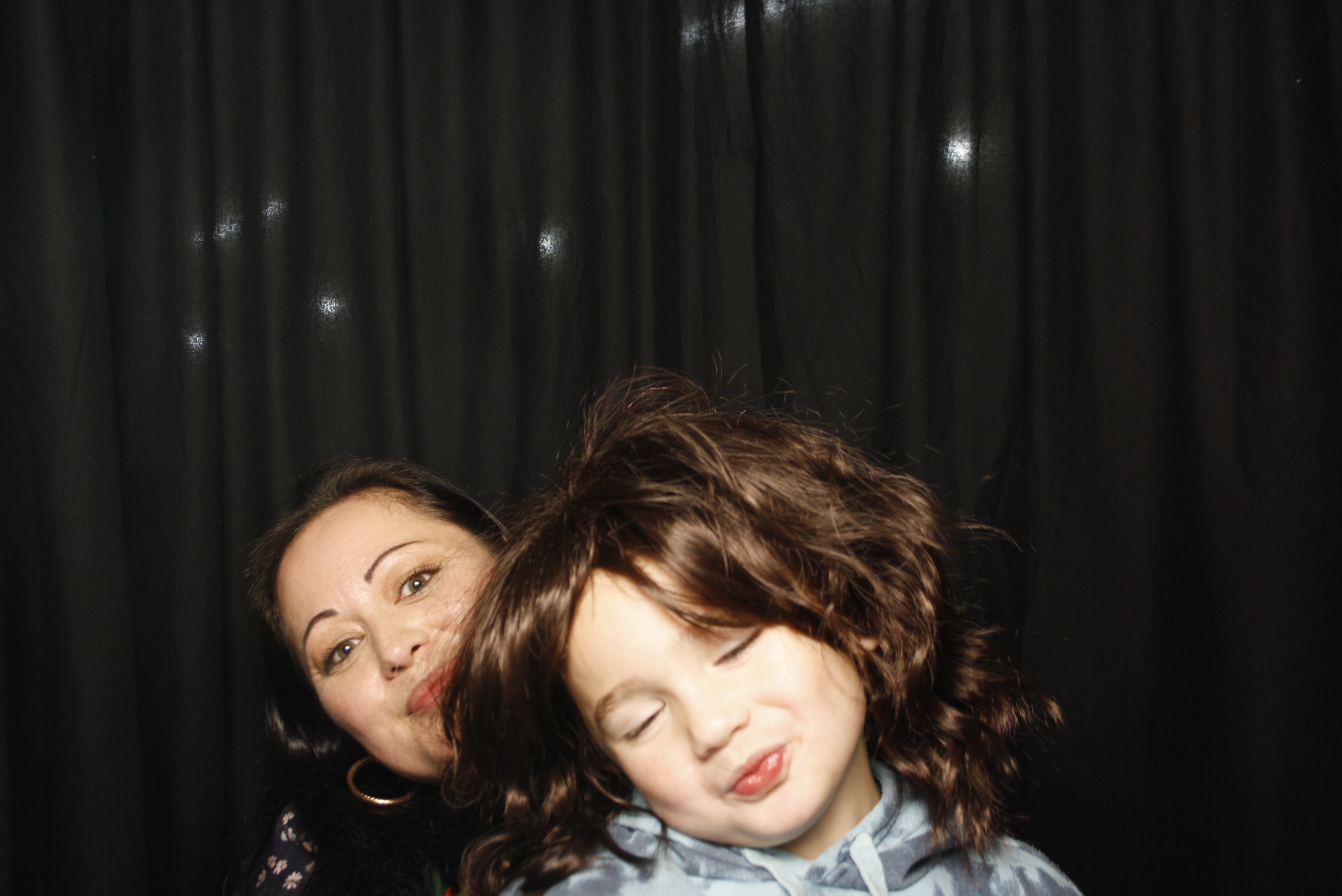 Whitecliffe Family Reunion | View more photos from the event at wgtngallery.classicphotobooths.co.nz/u/wgtncpbgallery/Whitecliffe-Family-Reunion