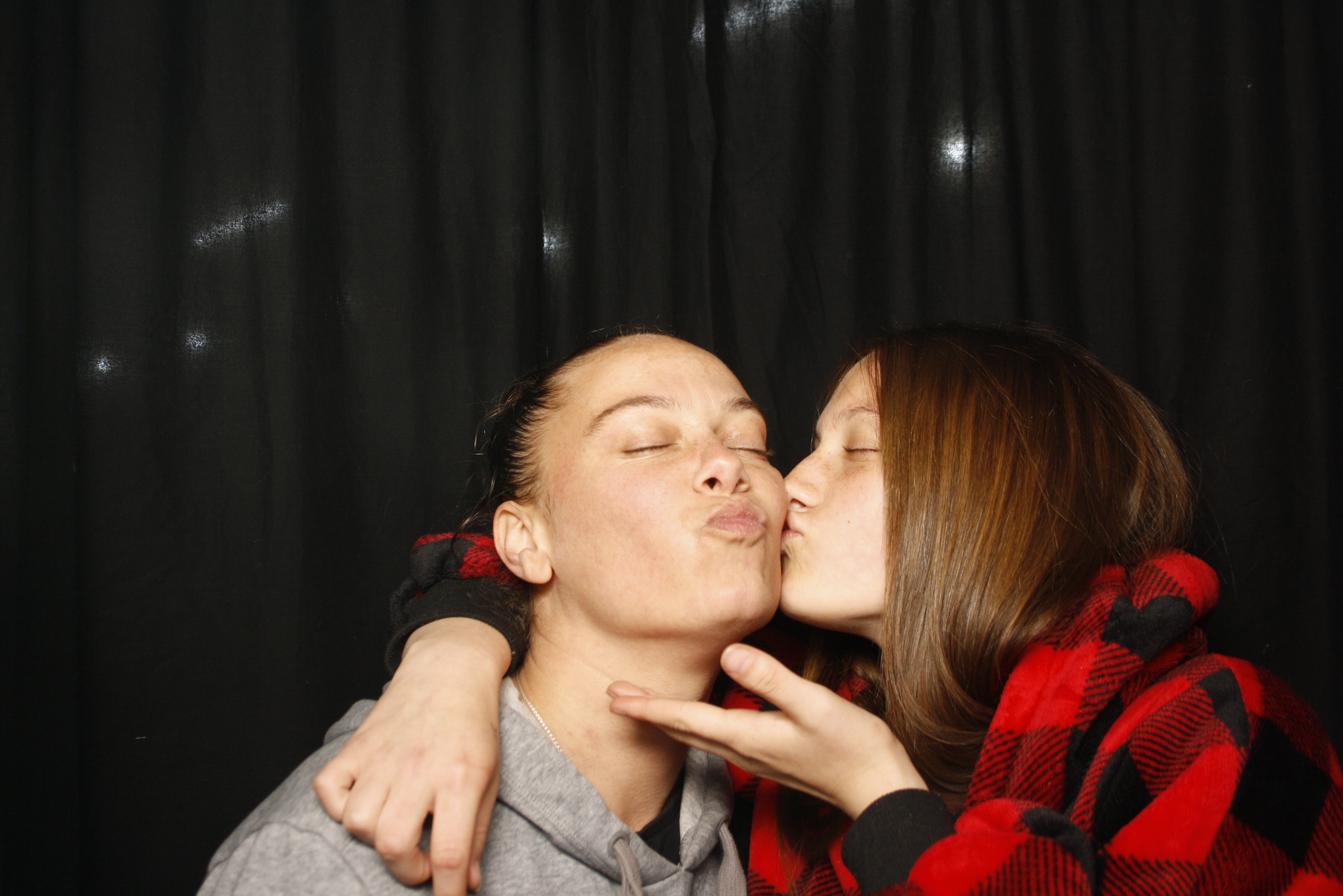 Whitecliffe Family Reunion | View more photos from the event at wgtngallery.classicphotobooths.co.nz/u/wgtncpbgallery/Whitecliffe-Family-Reunion