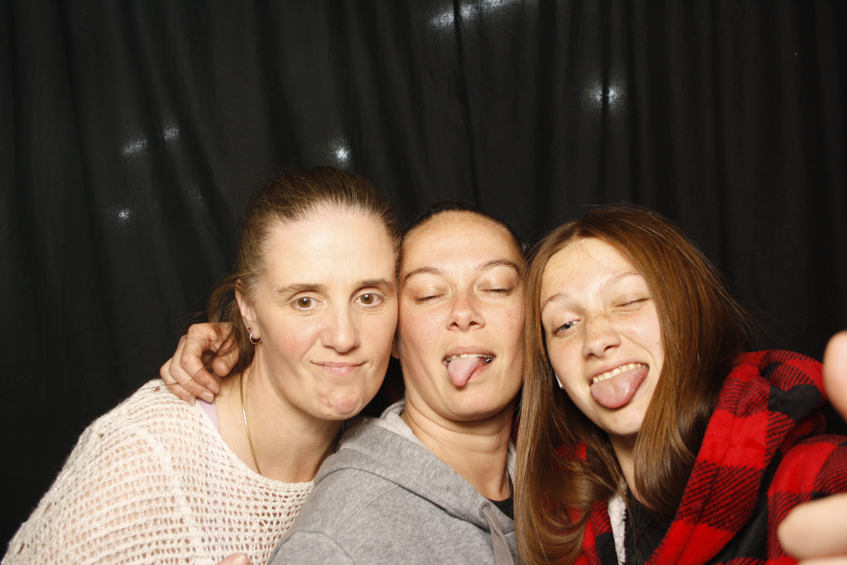 Whitecliffe Family Reunion | View more photos from the event at wgtngallery.classicphotobooths.co.nz/u/wgtncpbgallery/Whitecliffe-Family-Reunion