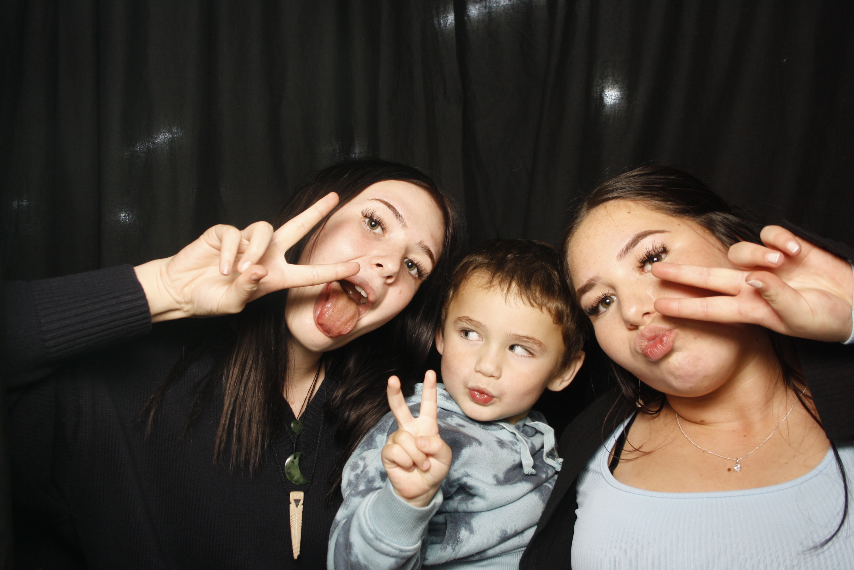 Whitecliffe Family Reunion | View more photos from the event at wgtngallery.classicphotobooths.co.nz/u/wgtncpbgallery/Whitecliffe-Family-Reunion