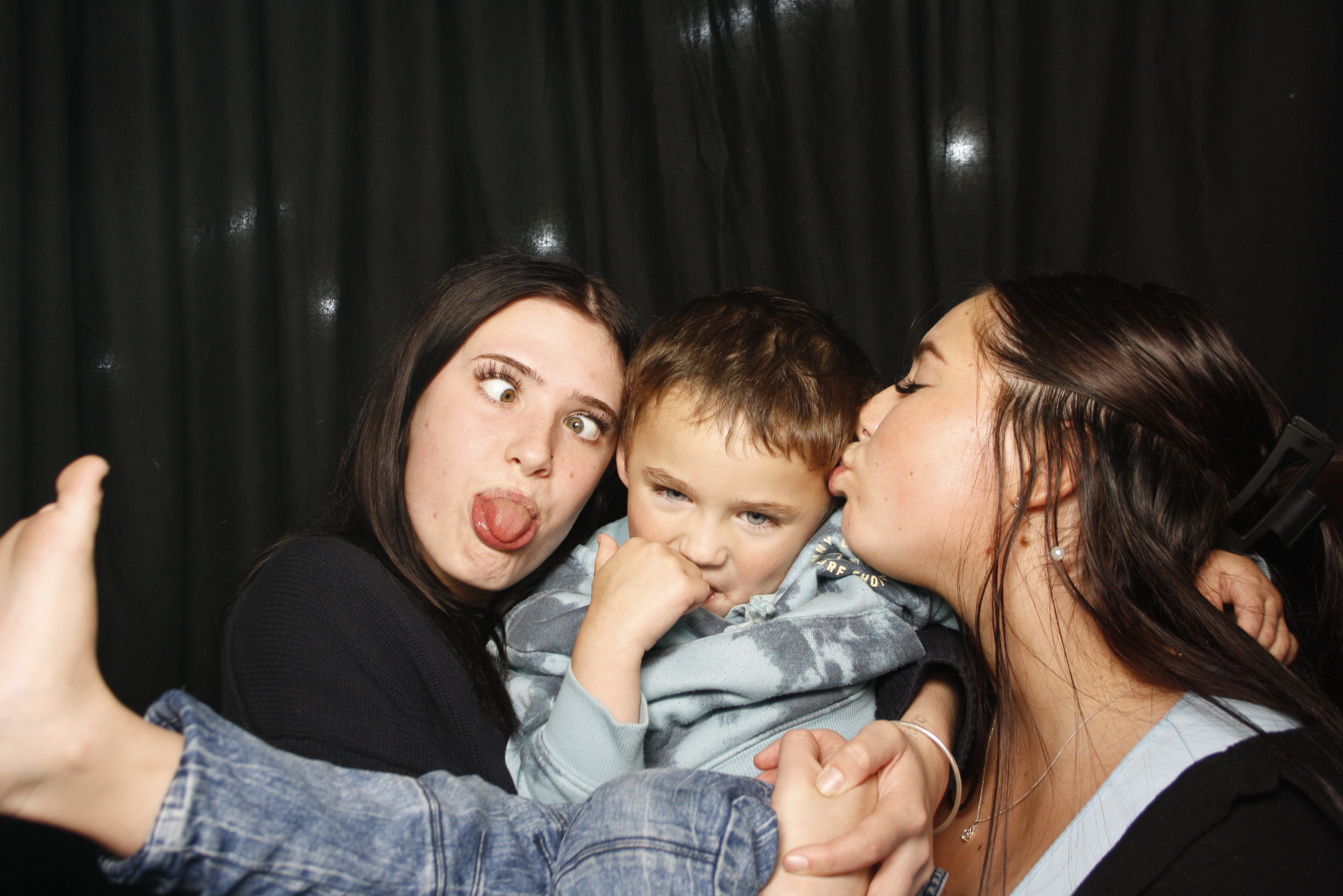 Whitecliffe Family Reunion | View more photos from the event at wgtngallery.classicphotobooths.co.nz/u/wgtncpbgallery/Whitecliffe-Family-Reunion