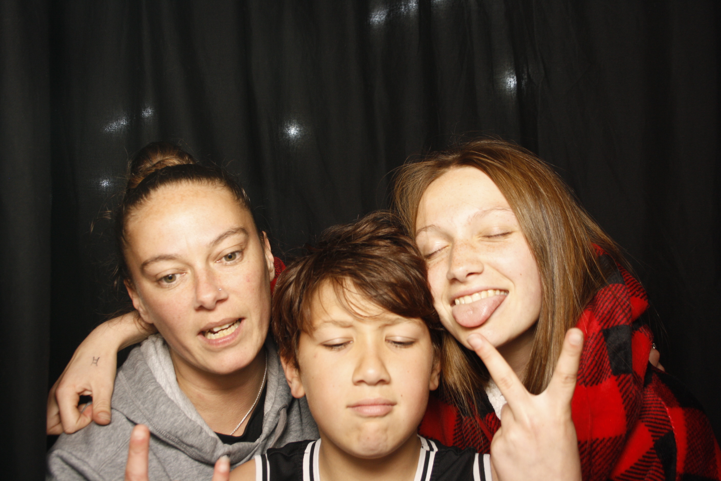 Whitecliffe Family Reunion | View more photos from the event at wgtngallery.classicphotobooths.co.nz/u/wgtncpbgallery/Whitecliffe-Family-Reunion