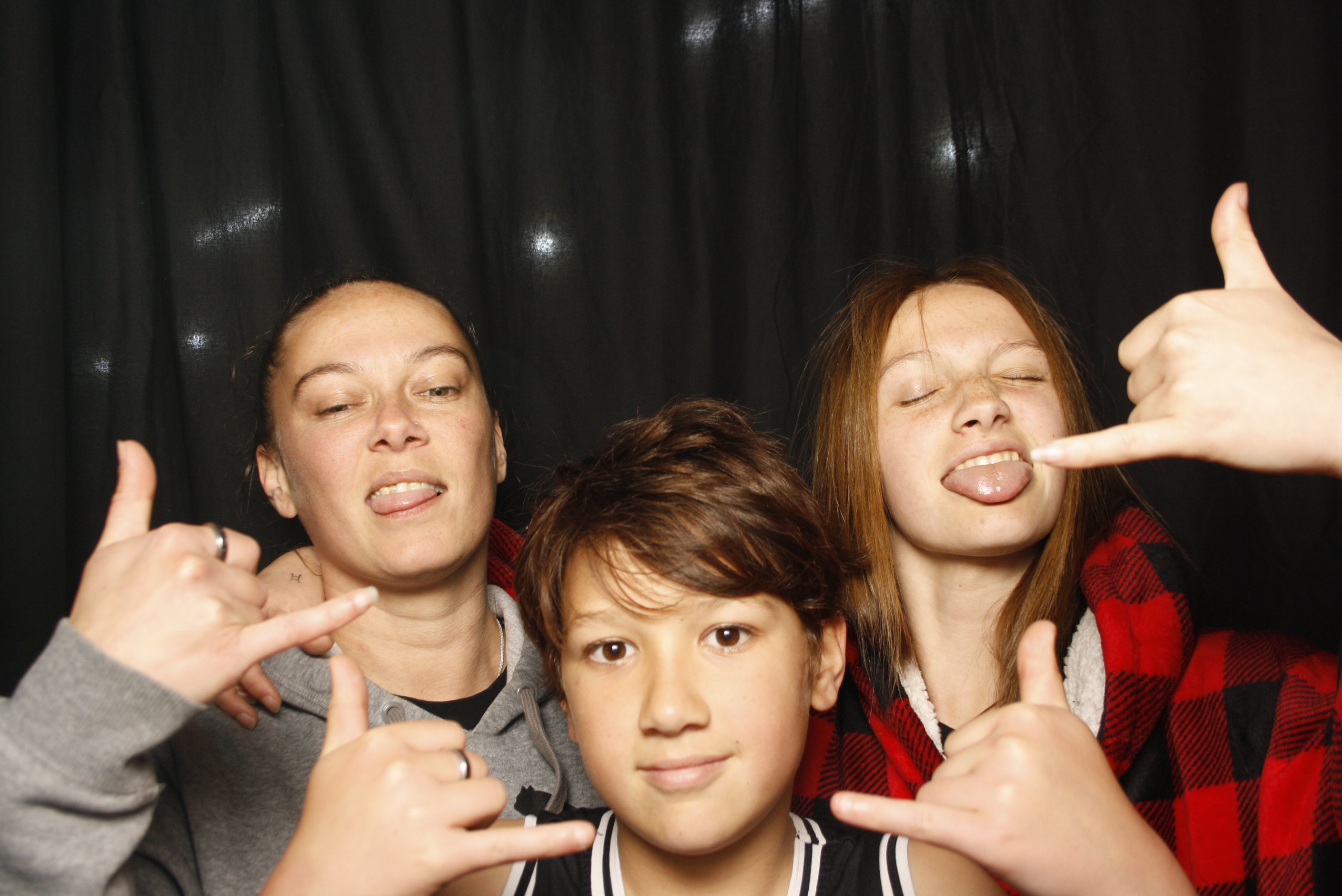 Whitecliffe Family Reunion | View more photos from the event at wgtngallery.classicphotobooths.co.nz/u/wgtncpbgallery/Whitecliffe-Family-Reunion