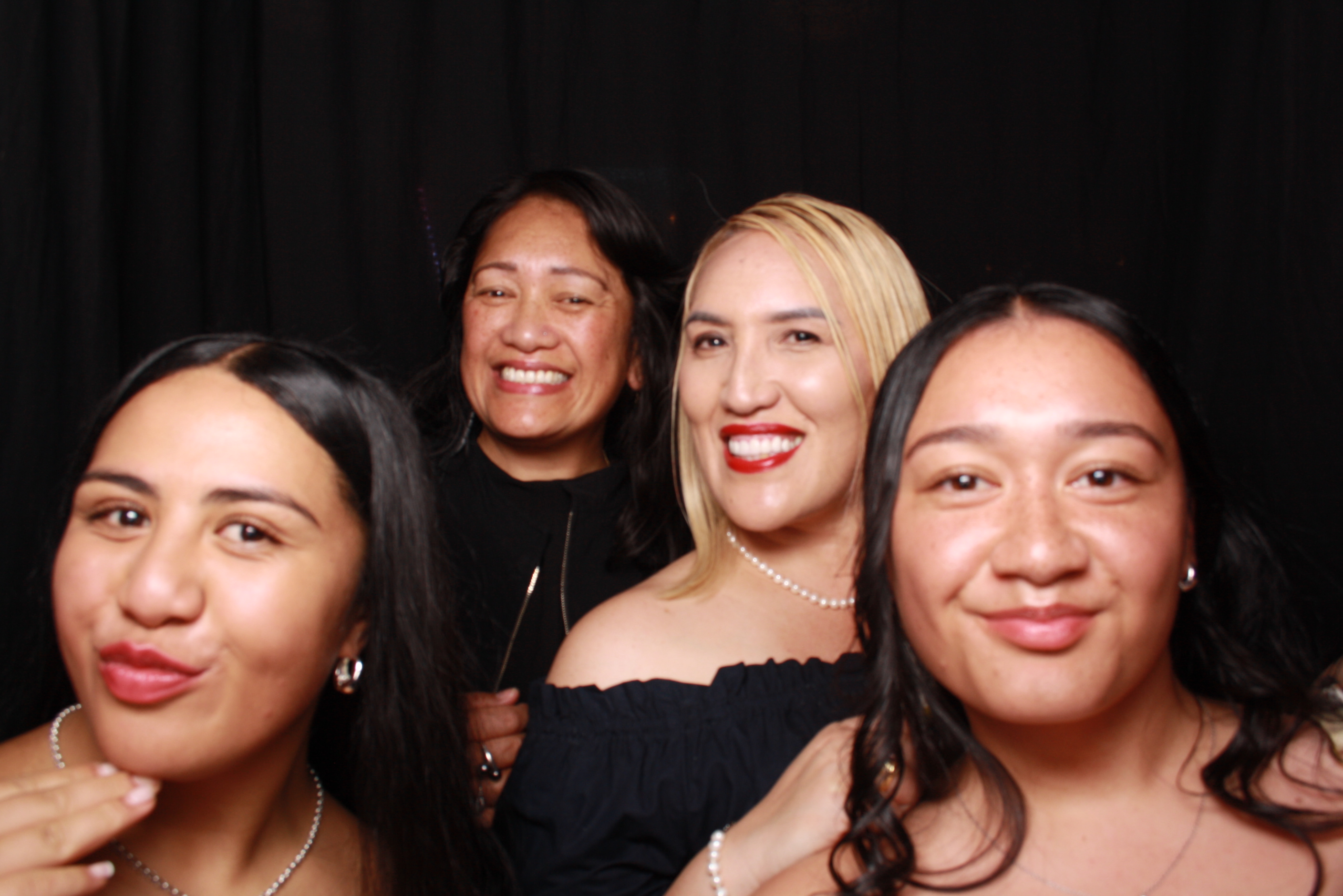 JV's 21st - 31st October 2025... Whisky & Wood | View more photos from the event at wgtngallery.classicphotobooths.co.nz/u/wgtncpbgallery/JVs-21st-31st-October-2025-Whisky-Wood