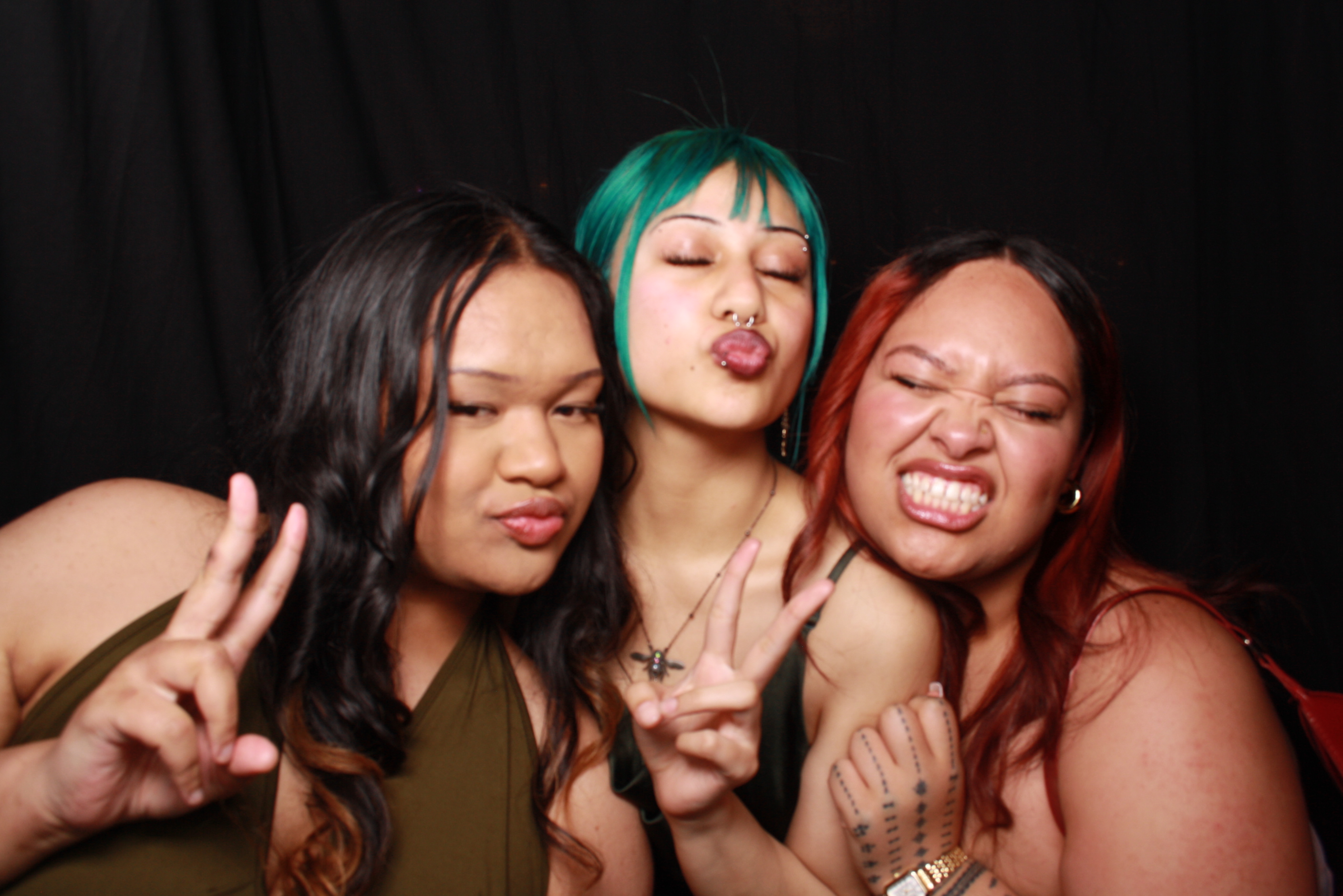 JV's 21st - 31st October 2025... Whisky & Wood | View more photos from the event at wgtngallery.classicphotobooths.co.nz/u/wgtncpbgallery/JVs-21st-31st-October-2025-Whisky-Wood