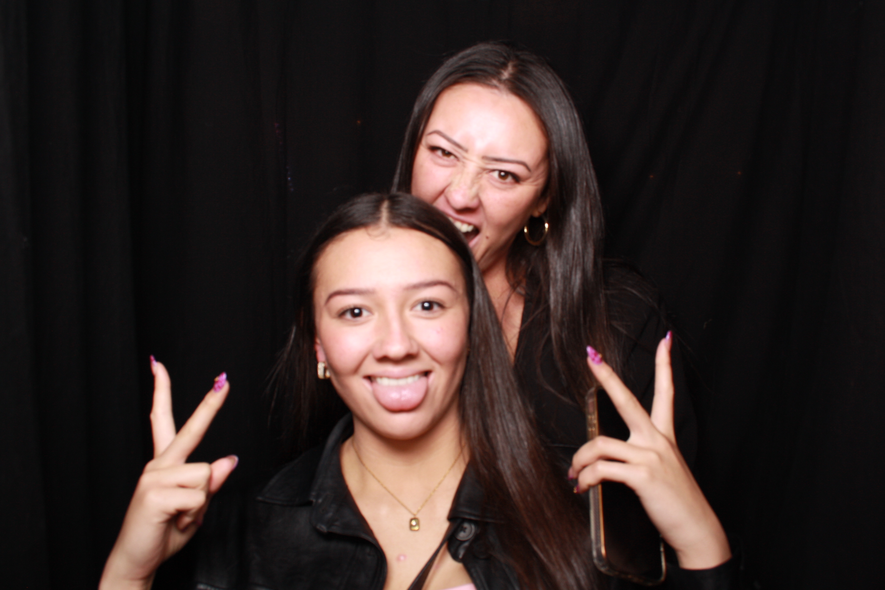 JV's 21st - 31st October 2025... Whisky & Wood | View more photos from the event at wgtngallery.classicphotobooths.co.nz/u/wgtncpbgallery/JVs-21st-31st-October-2025-Whisky-Wood