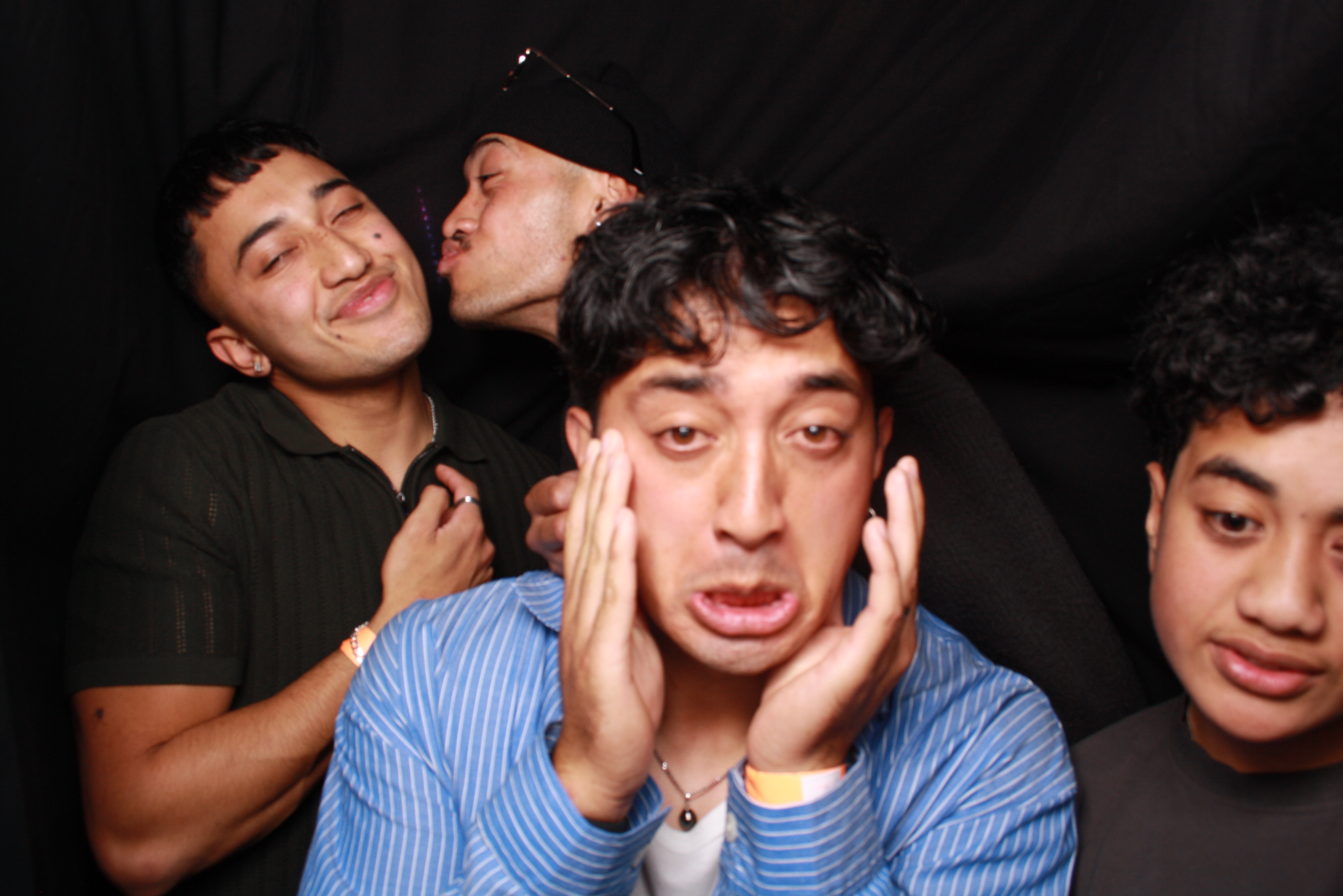 JV's 21st - 31st October 2025... Whisky & Wood | View more photos from the event at wgtngallery.classicphotobooths.co.nz/u/wgtncpbgallery/JVs-21st-31st-October-2025-Whisky-Wood