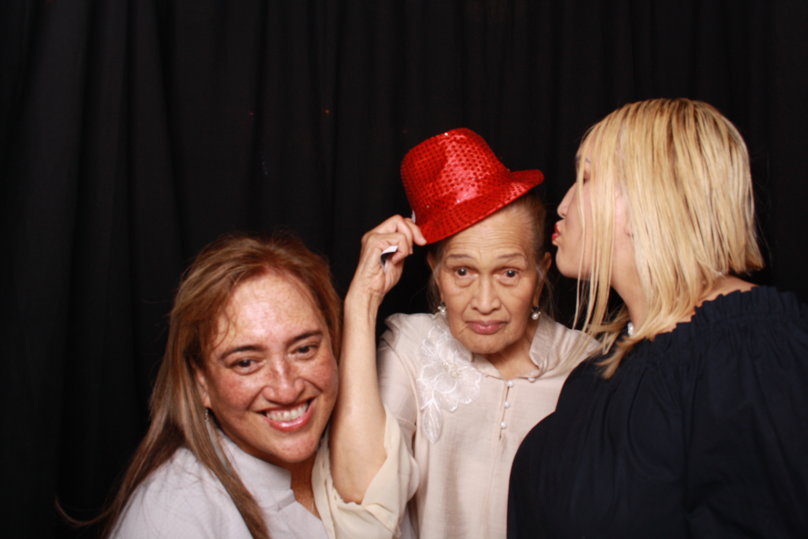 JV's 21st - 31st October 2025... Whisky & Wood | View more photos from the event at wgtngallery.classicphotobooths.co.nz/u/wgtncpbgallery/JVs-21st-31st-October-2025-Whisky-Wood