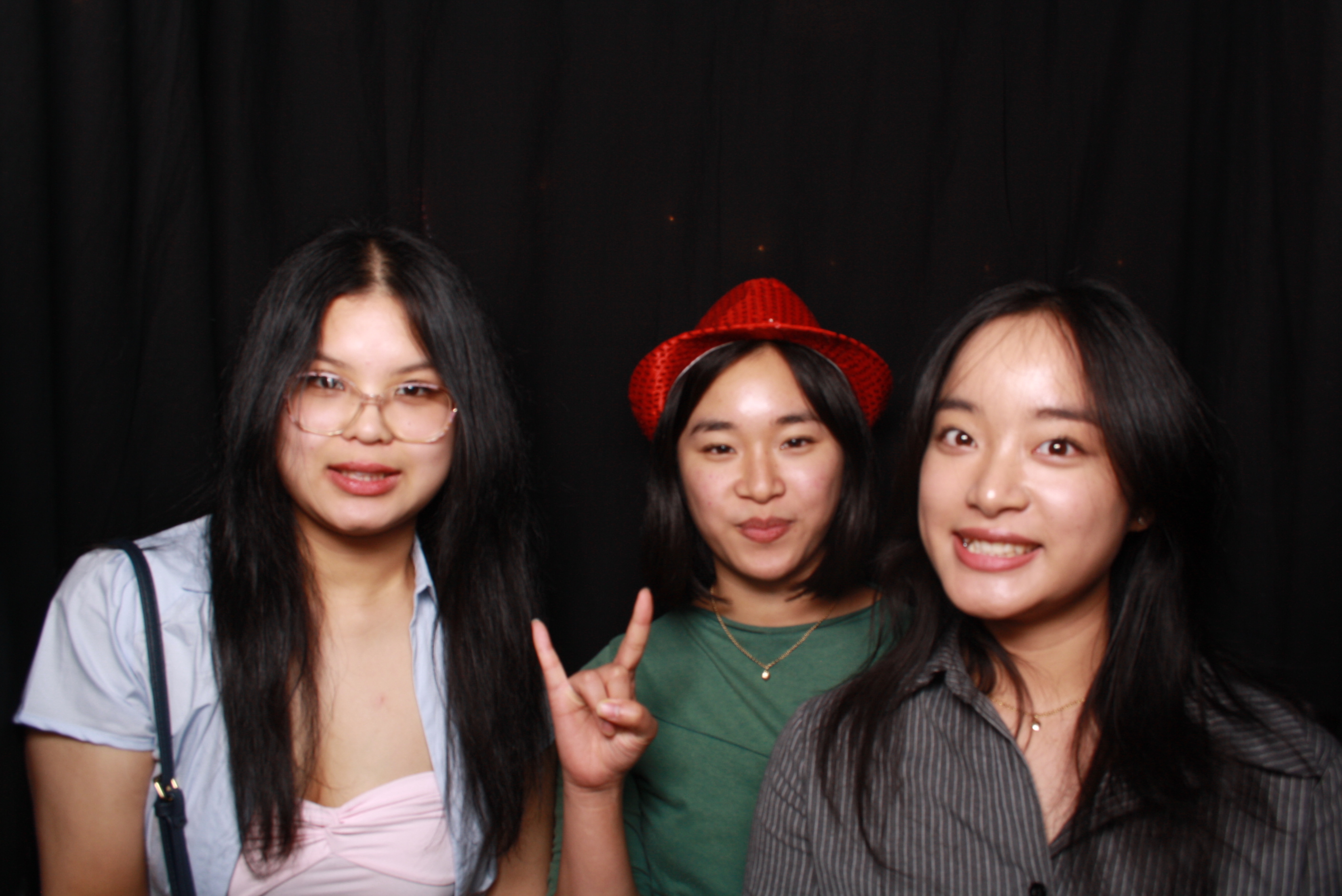 JV's 21st - 31st October 2025... Whisky & Wood | View more photos from the event at wgtngallery.classicphotobooths.co.nz/u/wgtncpbgallery/JVs-21st-31st-October-2025-Whisky-Wood