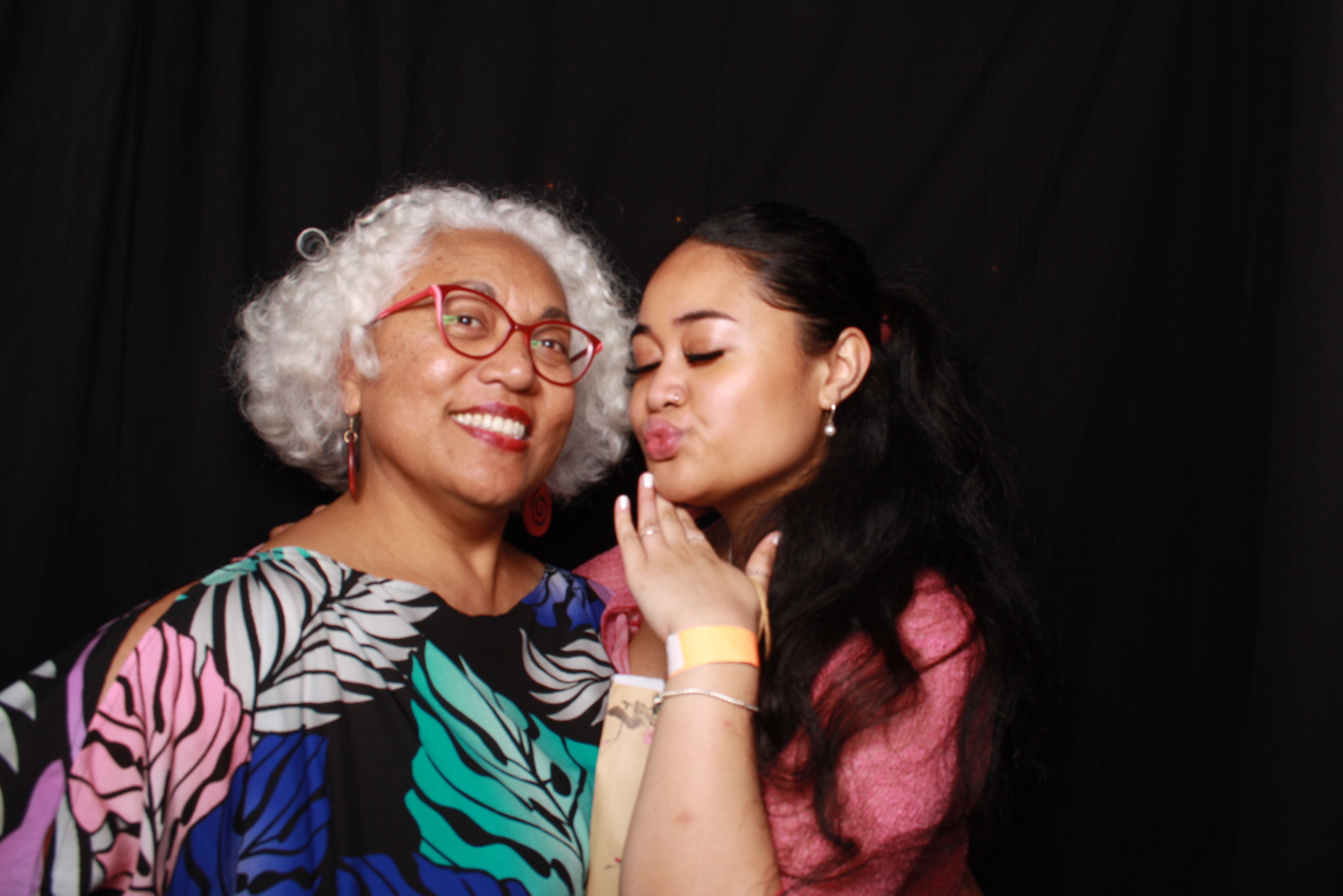 JV's 21st - 31st October 2025... Whisky & Wood | View more photos from the event at wgtngallery.classicphotobooths.co.nz/u/wgtncpbgallery/JVs-21st-31st-October-2025-Whisky-Wood