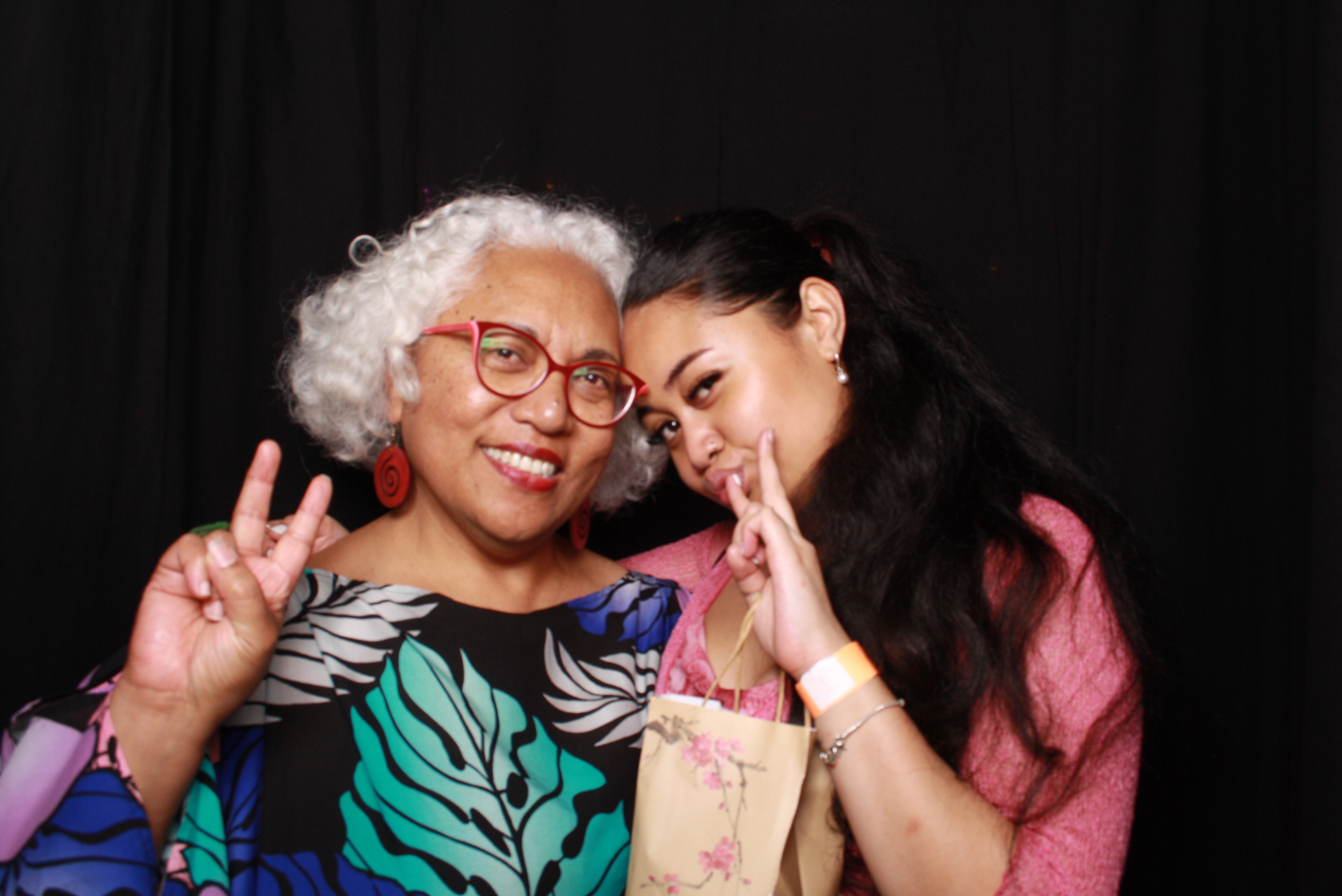 JV's 21st - 31st October 2025... Whisky & Wood | View more photos from the event at wgtngallery.classicphotobooths.co.nz/u/wgtncpbgallery/JVs-21st-31st-October-2025-Whisky-Wood