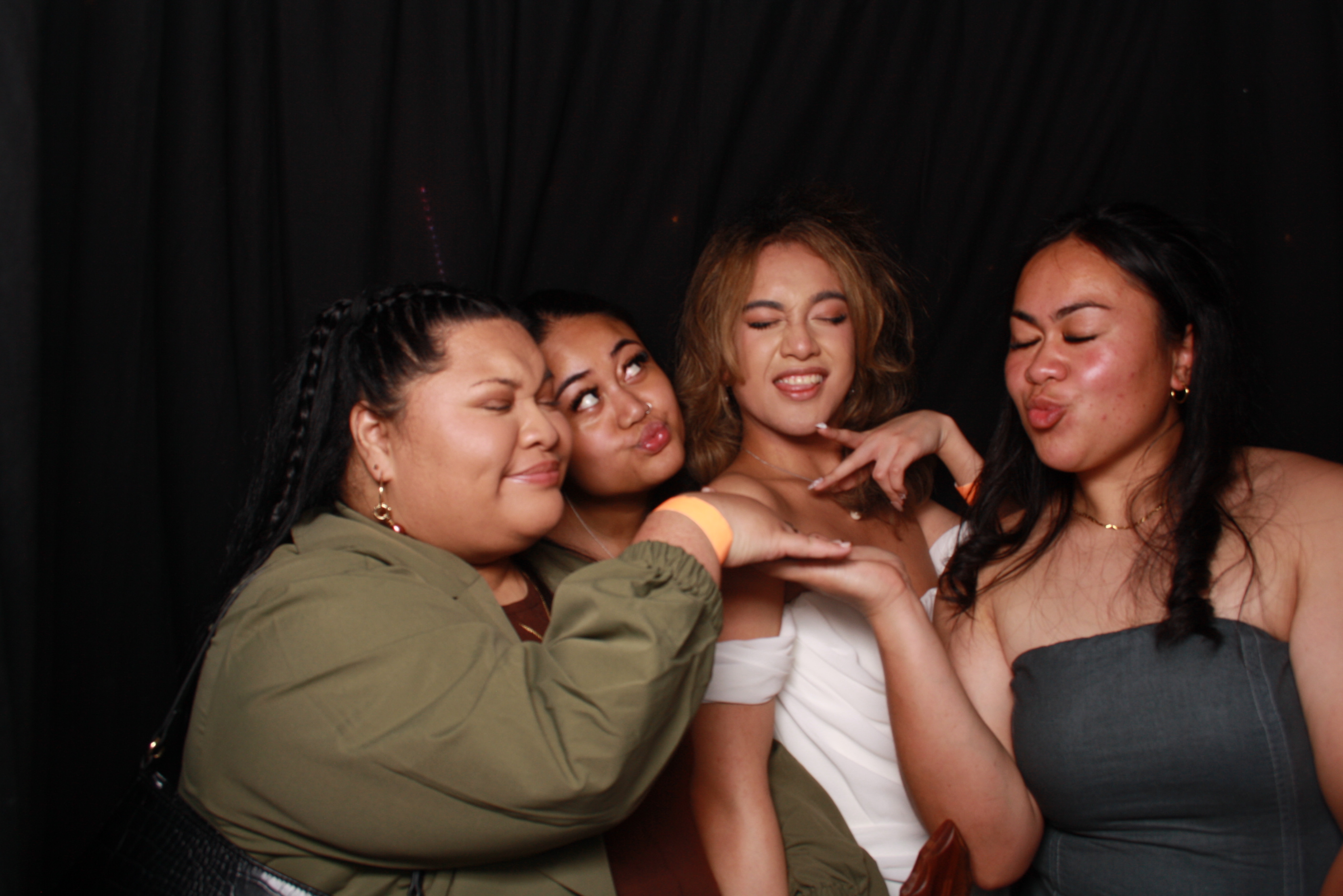 JV's 21st - 31st October 2025... Whisky & Wood | View more photos from the event at wgtngallery.classicphotobooths.co.nz/u/wgtncpbgallery/JVs-21st-31st-October-2025-Whisky-Wood