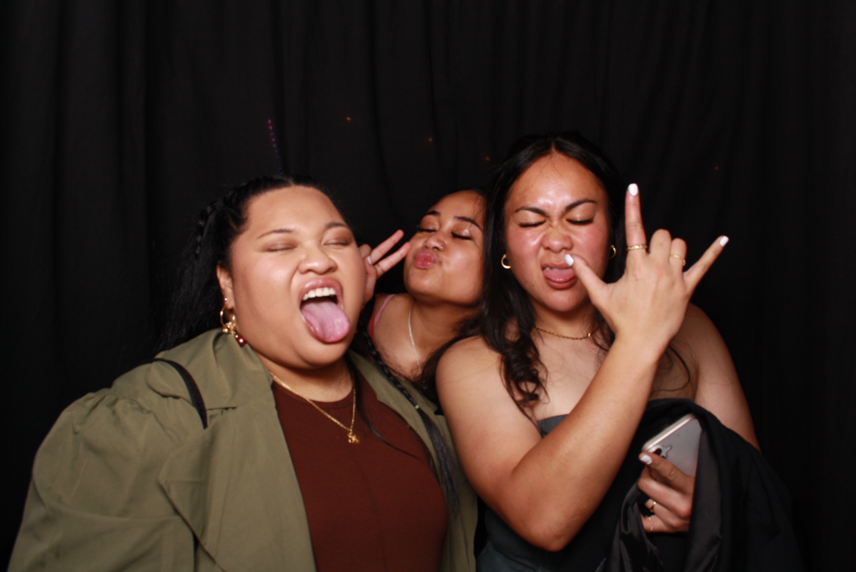 JV's 21st - 31st October 2025... Whisky & Wood | View more photos from the event at wgtngallery.classicphotobooths.co.nz/u/wgtncpbgallery/JVs-21st-31st-October-2025-Whisky-Wood